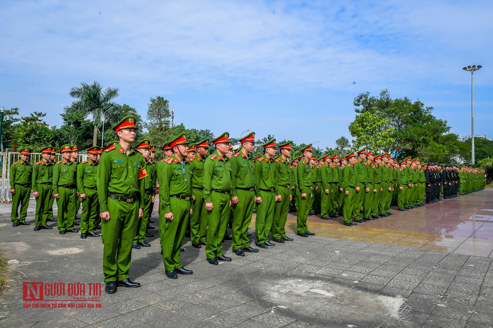 Tin nhanh - Điều lệnh, võ thuật, sức mạnh của 'quả đấm thép'