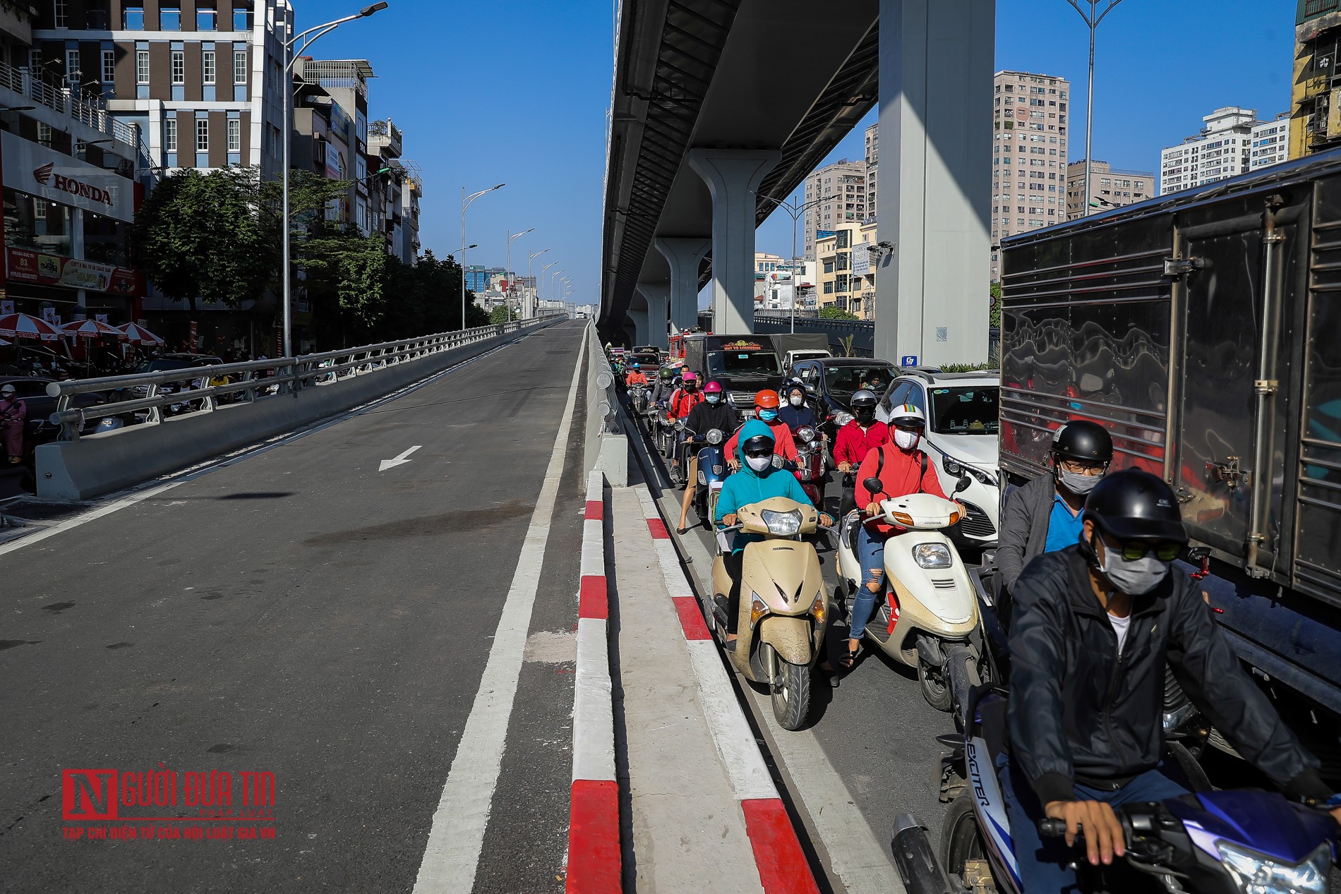 Tin nhanh - Thông xe đường Vành đai 2 trên cao, đoạn Ngã Tư Sở - Ngã Tư Vọng (Hình 5).