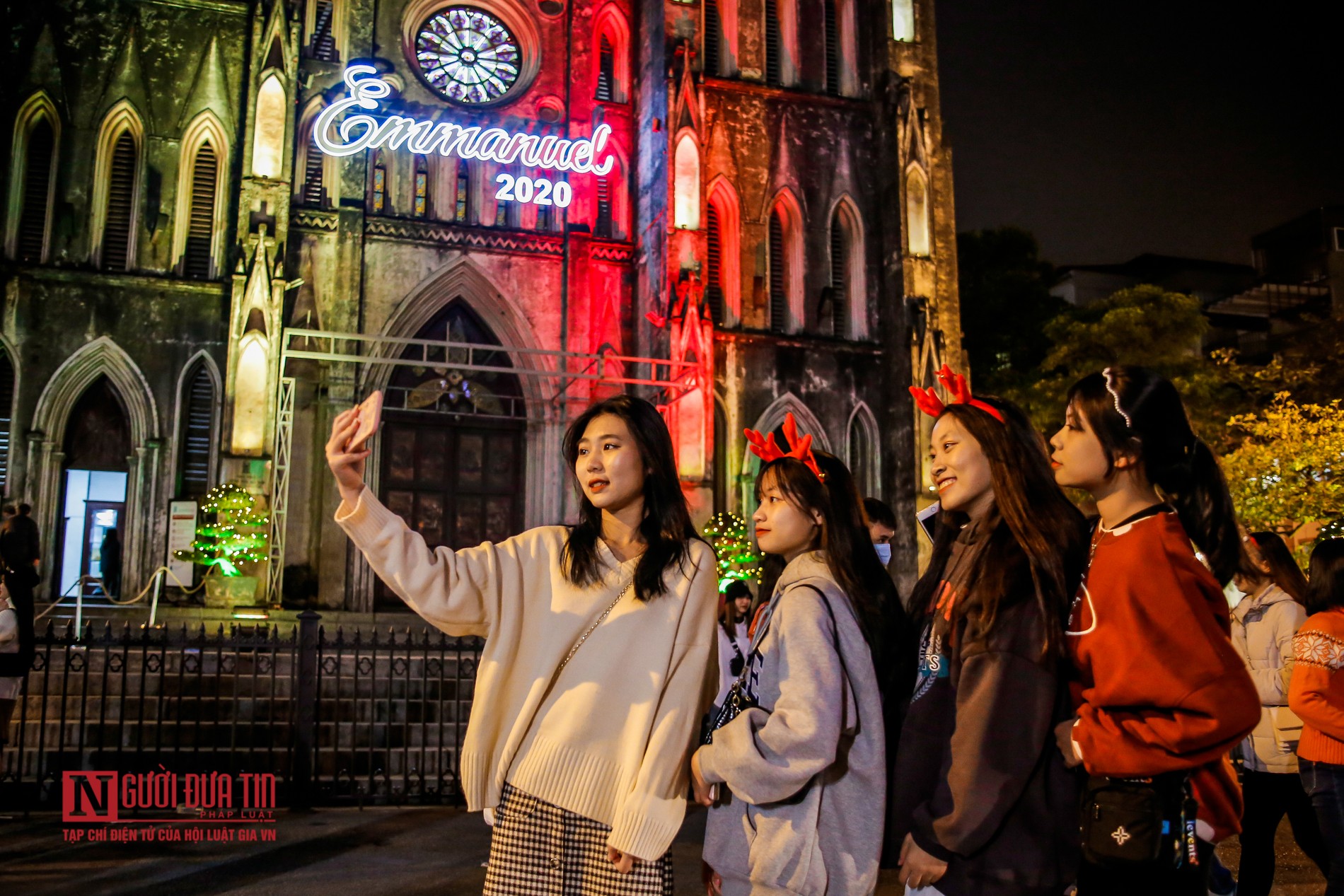 Tin nhanh - Hà Nội: Các nhà thờ lớn trang hoàng chờ đón giáng sinh (Hình 6).