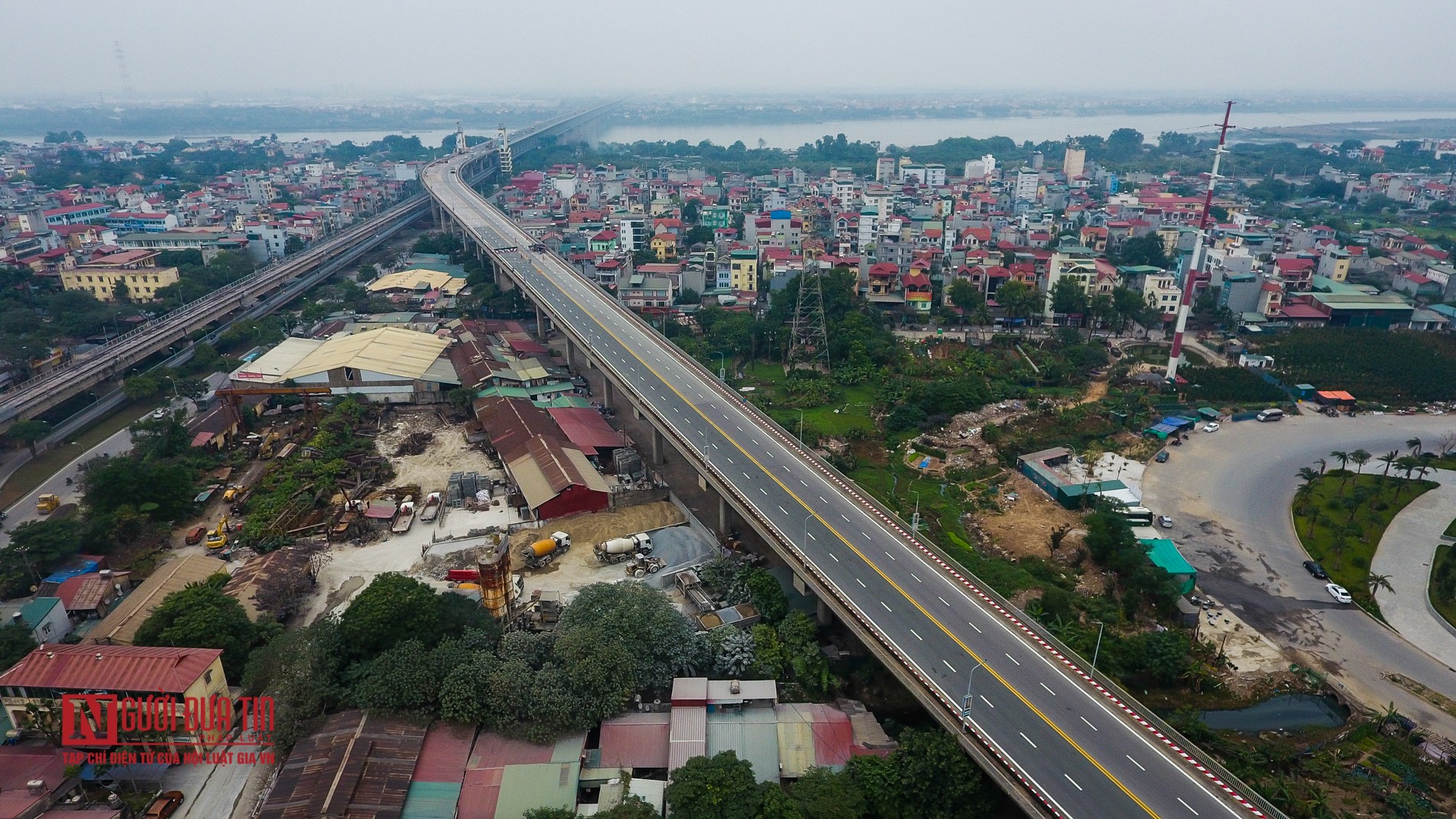 Tin nhanh - Hà Nội: Gấp rút hoàn thiện cầu Thăng Long trước ngày thông xe