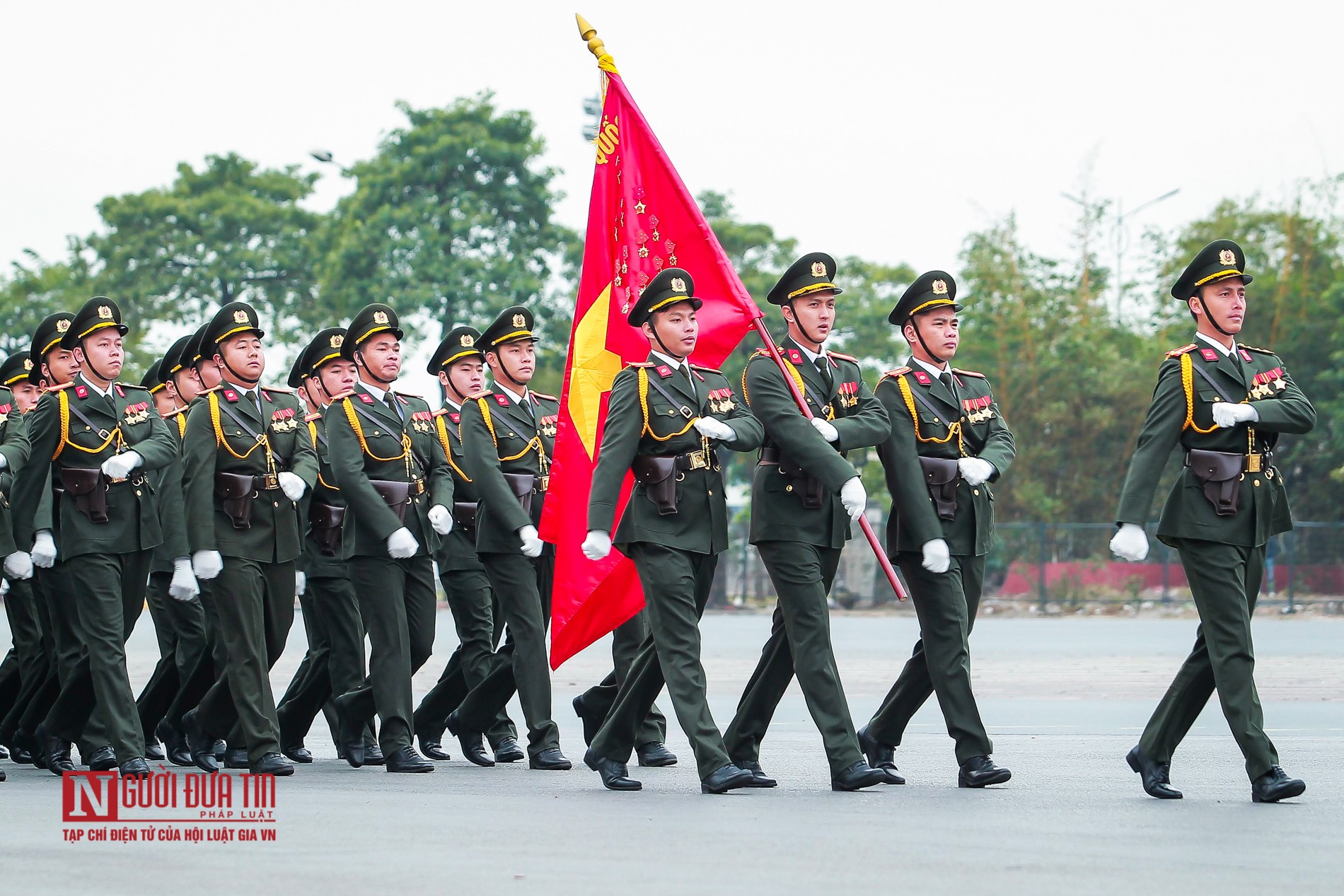 Tin nhanh - 6000 chiến sĩ ra quân bảo vệ Đại hội Đảng