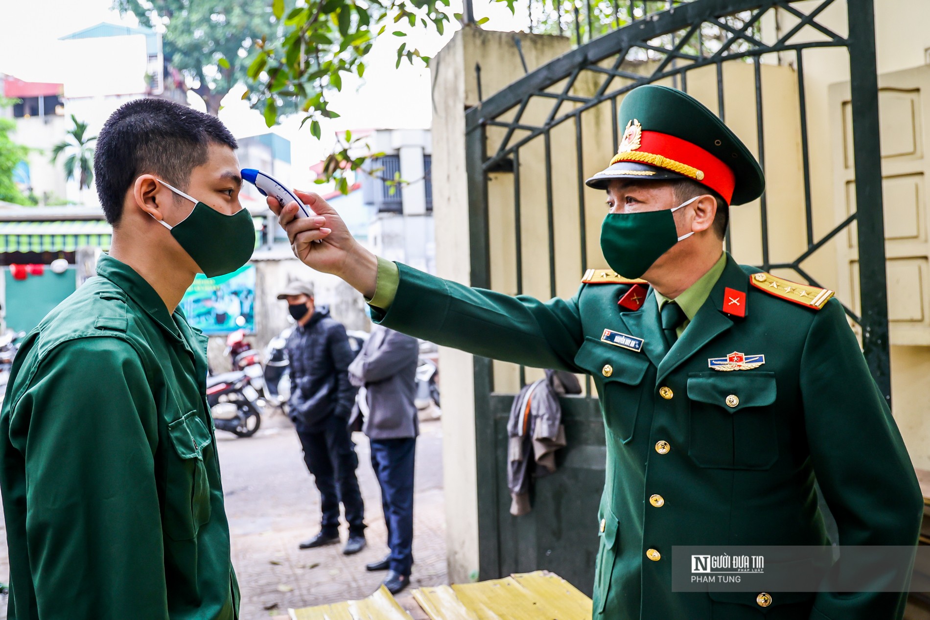 Tin nhanh - Xét nghiệm Covid-19 cho tân binh Thủ đô (Hình 2).