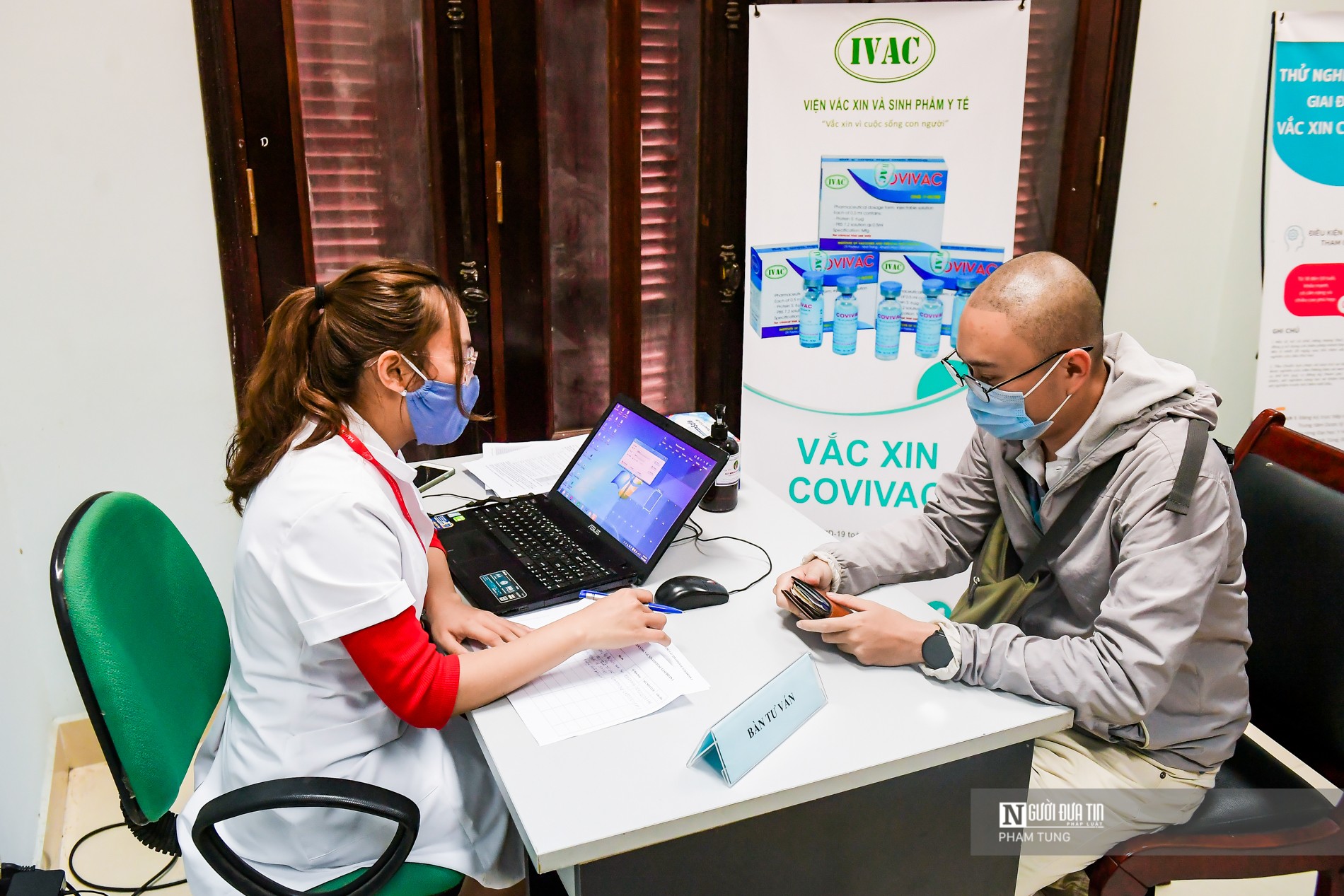 Tin nhanh - Hàng trăm người đăng ký thử nghiệm vaccine COVIVAC phòng COVID-19 (Hình 3).