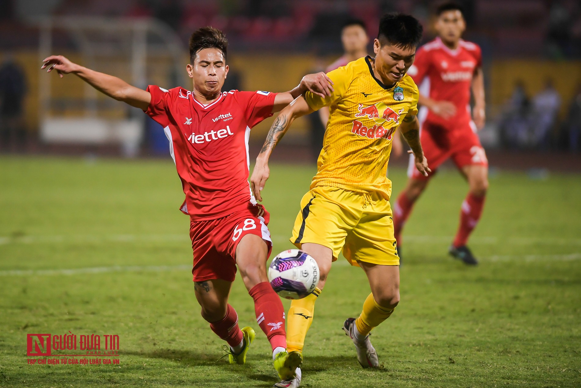 Thể thao - Chùm ảnh: Đánh bại Viettel, HAGL lên đầu bảng V-League (Hình 5).