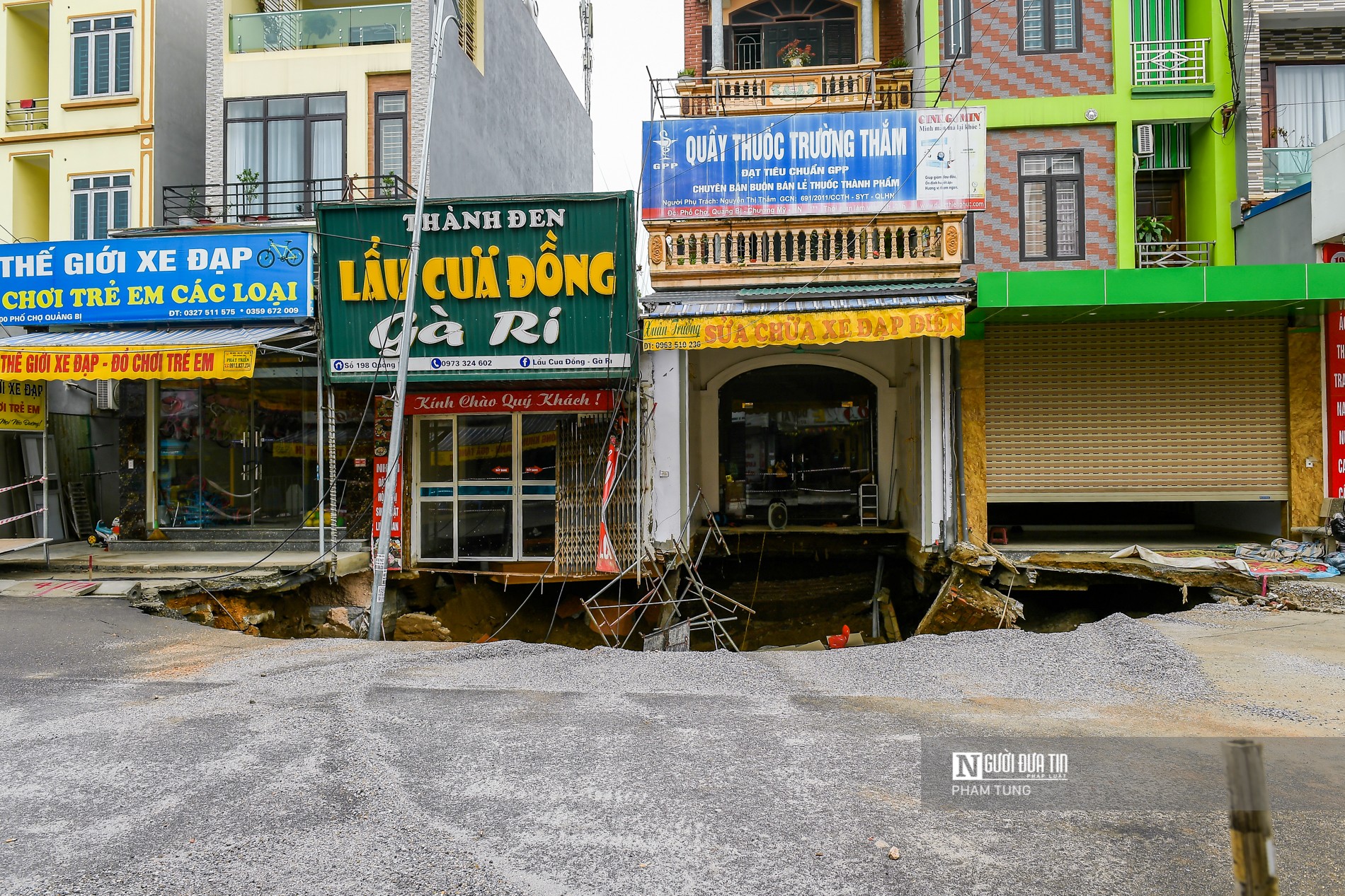 Dân sinh - Hà Nội: Hố “tử thần” tiếp tục mở rộng (Hình 8).