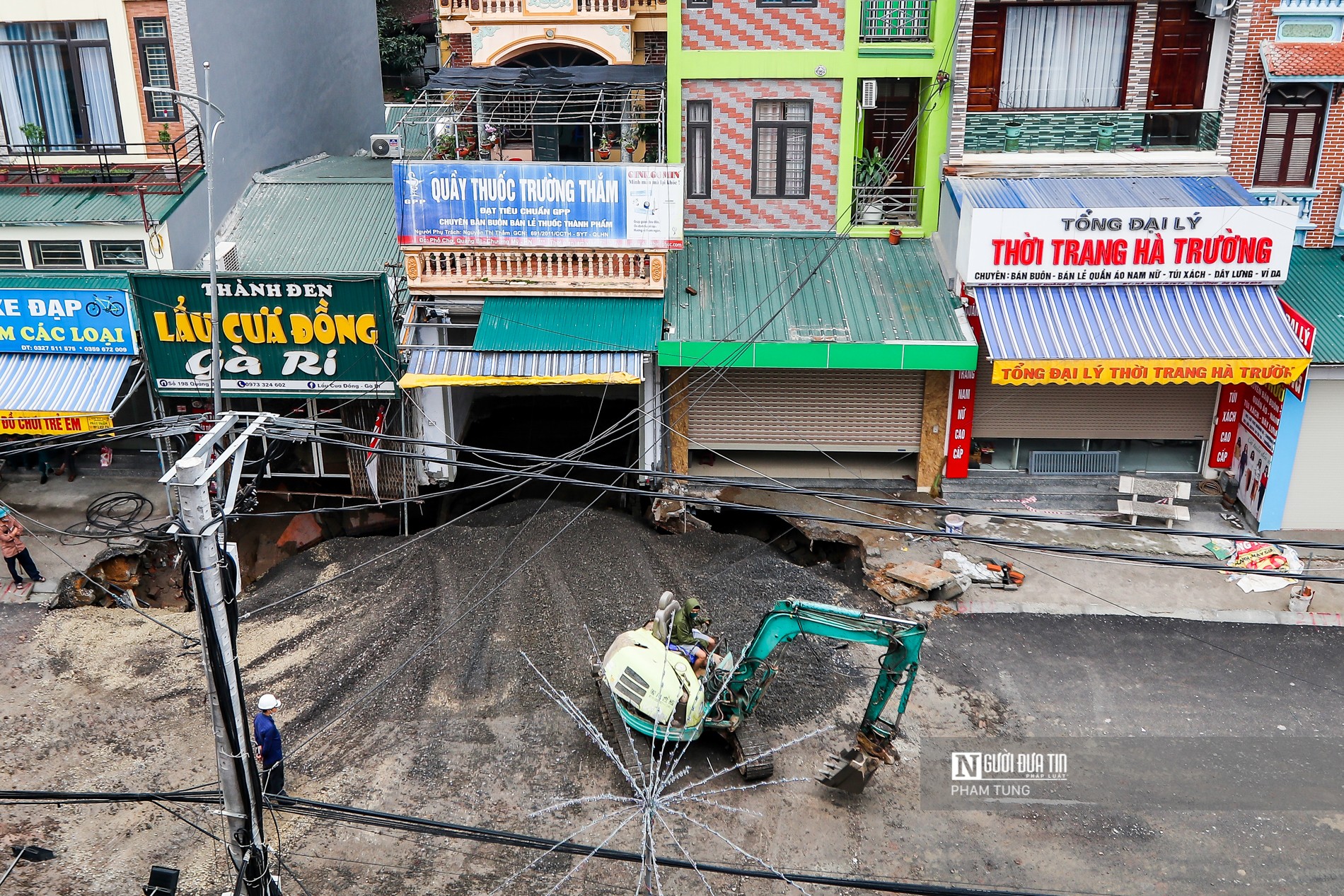 Dân sinh - Hà Nội: San lấp “hố tử thần” hơn 100m2