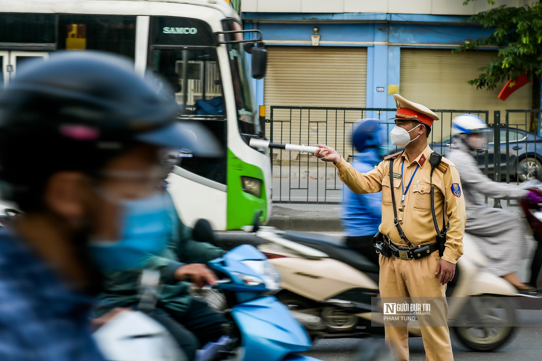 Dân sinh - Nghỉ lễ 30/4, 1/5: Cửa ngõ Thủ đô hỗn loạn, ùn tắc kéo dài (Hình 5).