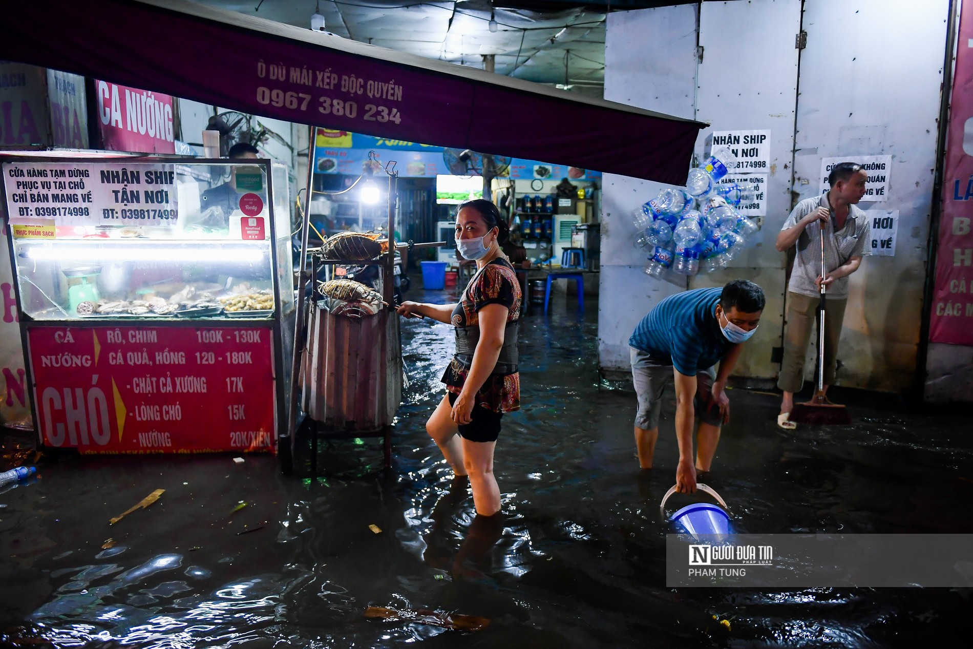 Dân sinh - Hà Nội: Mưa lớn kéo dài, ngập nhiều tuyến phố (Hình 18).