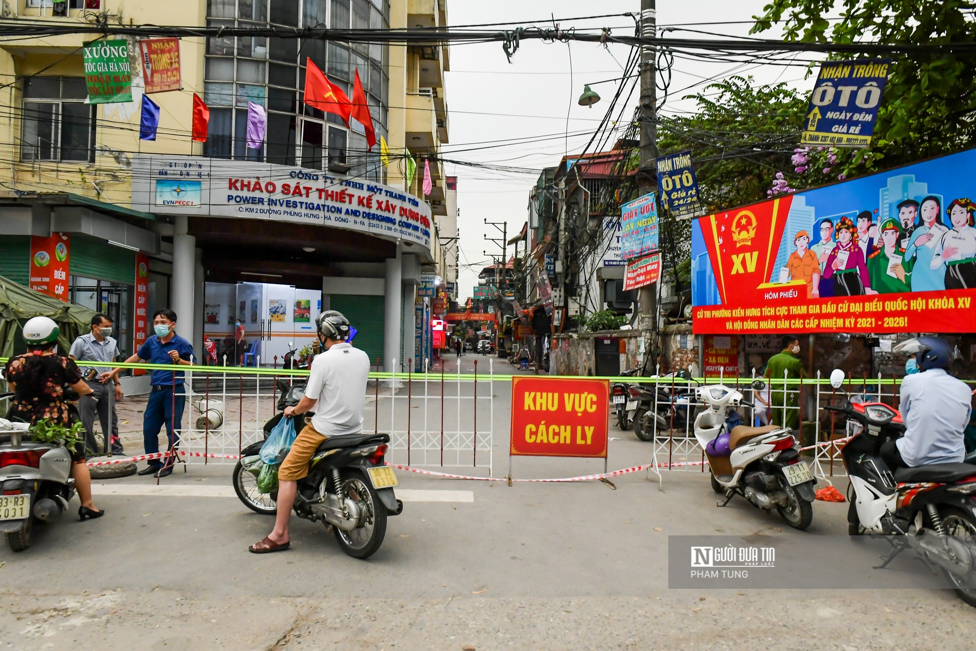 Dân sinh - Hà Nội: Phong tỏa thêm 3 khu dân cư đối diện bệnh viện K Tân Triều