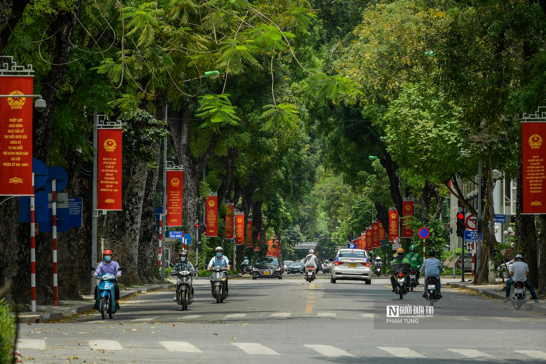 Sự kiện - Đường phố Thủ đô trang hoàng chào mừng Ngày hội bầu cử (Hình 10).