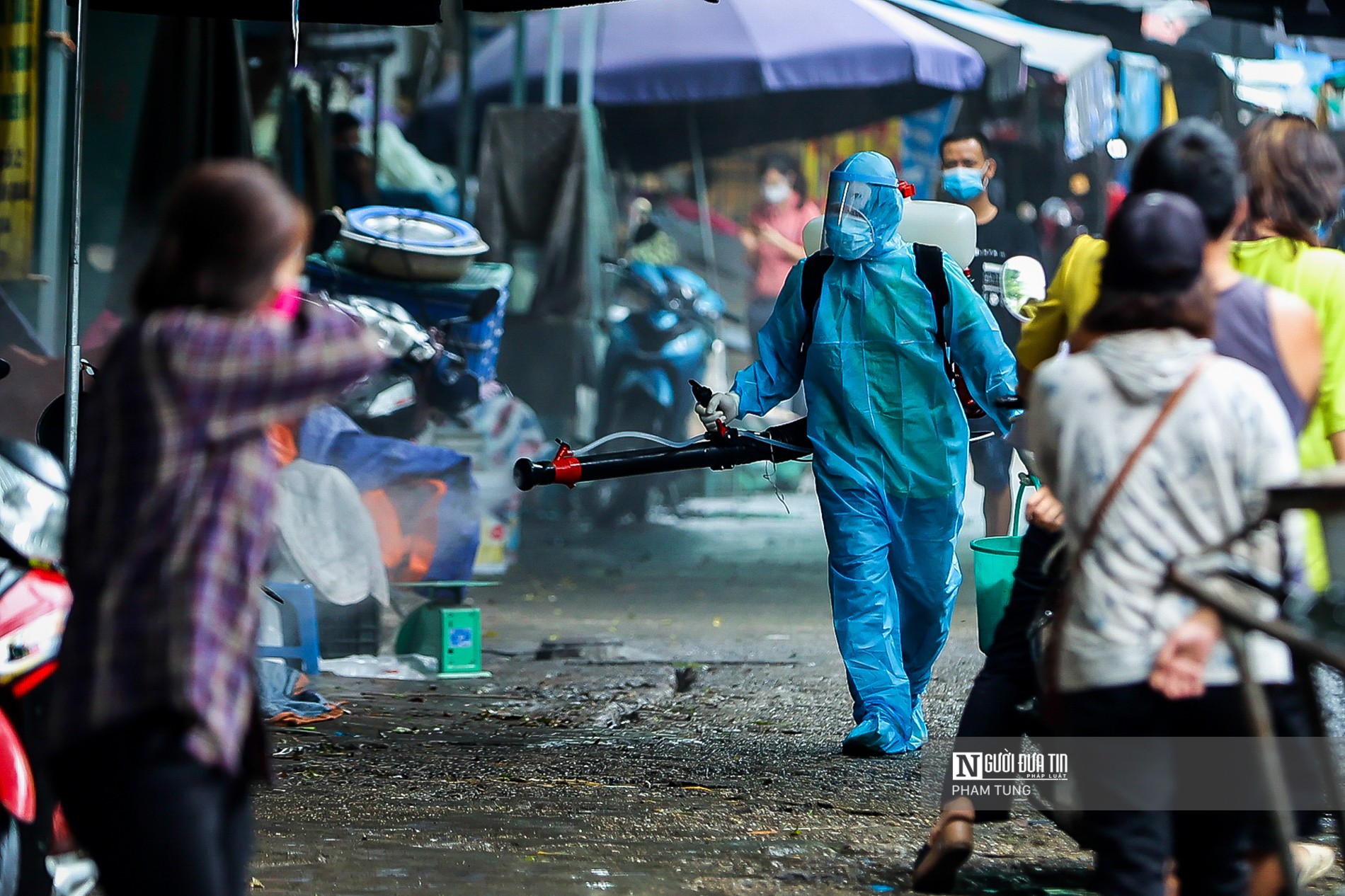 Sự kiện - Hà Nội: Phong tỏa chợ Xanh Văn Quán (Hình 3).