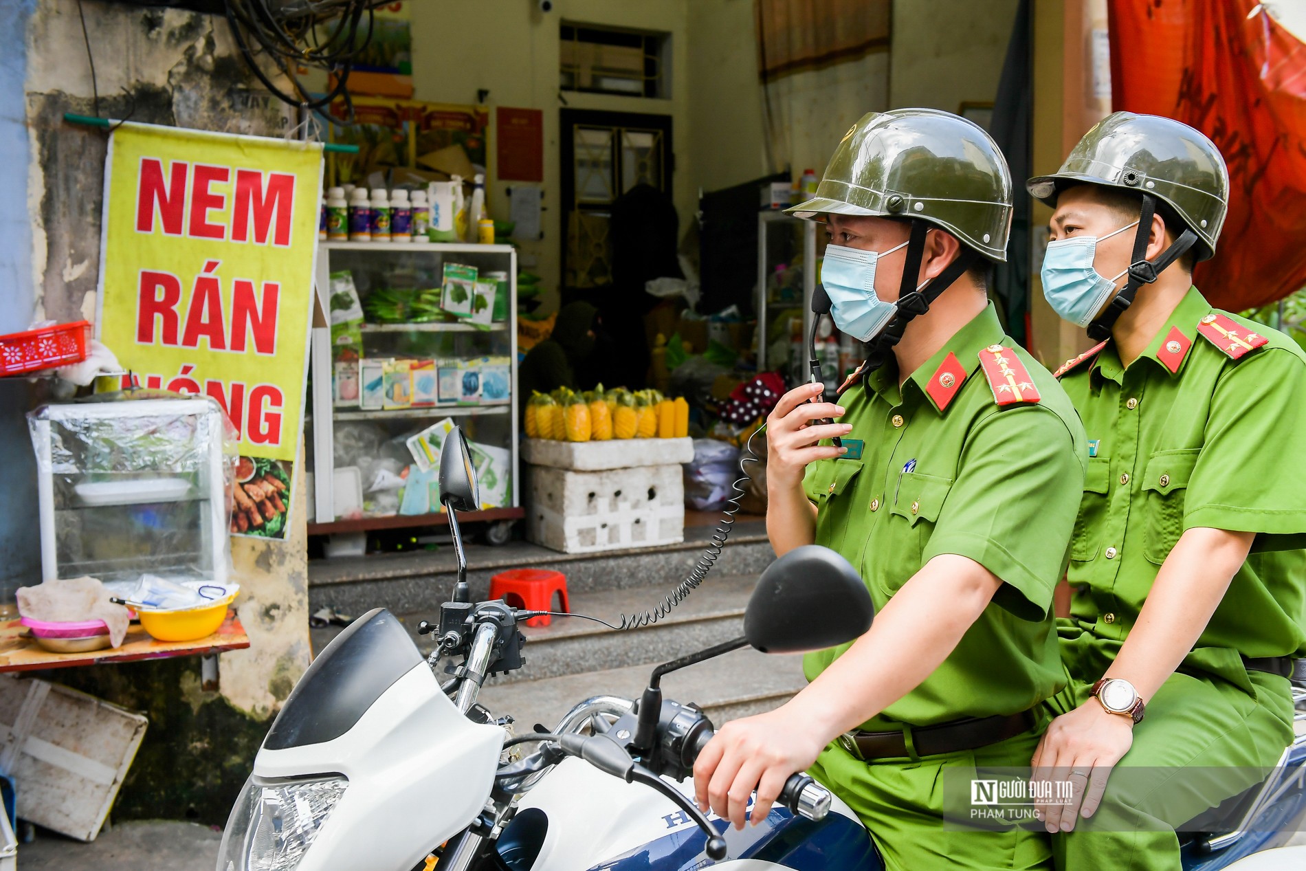 Sự kiện - Ngoại thành Hà Nội tăng cường tuần tra, xử lý vi phạm phòng dịch  (Hình 13).