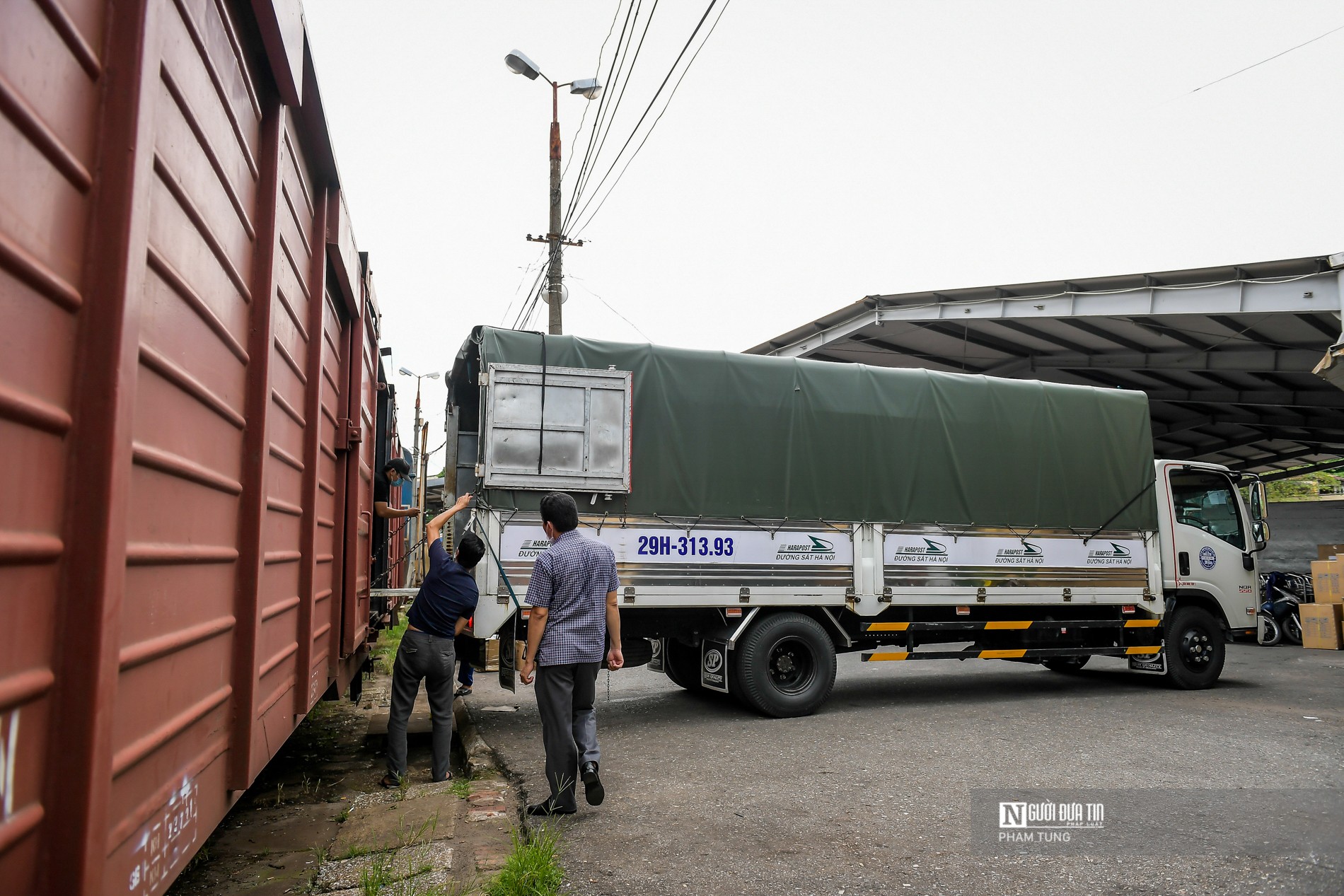 Sự kiện - Chuyển hàng trăm thiết bị y tế chi viện TP. Hồ Chí Minh chống dịch (Hình 5).