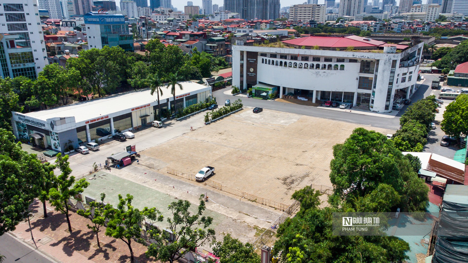 Dân sinh - Hà Nội: Bến xe, sân vận động thành nơi trung chuyển nông sản (Hình 5).