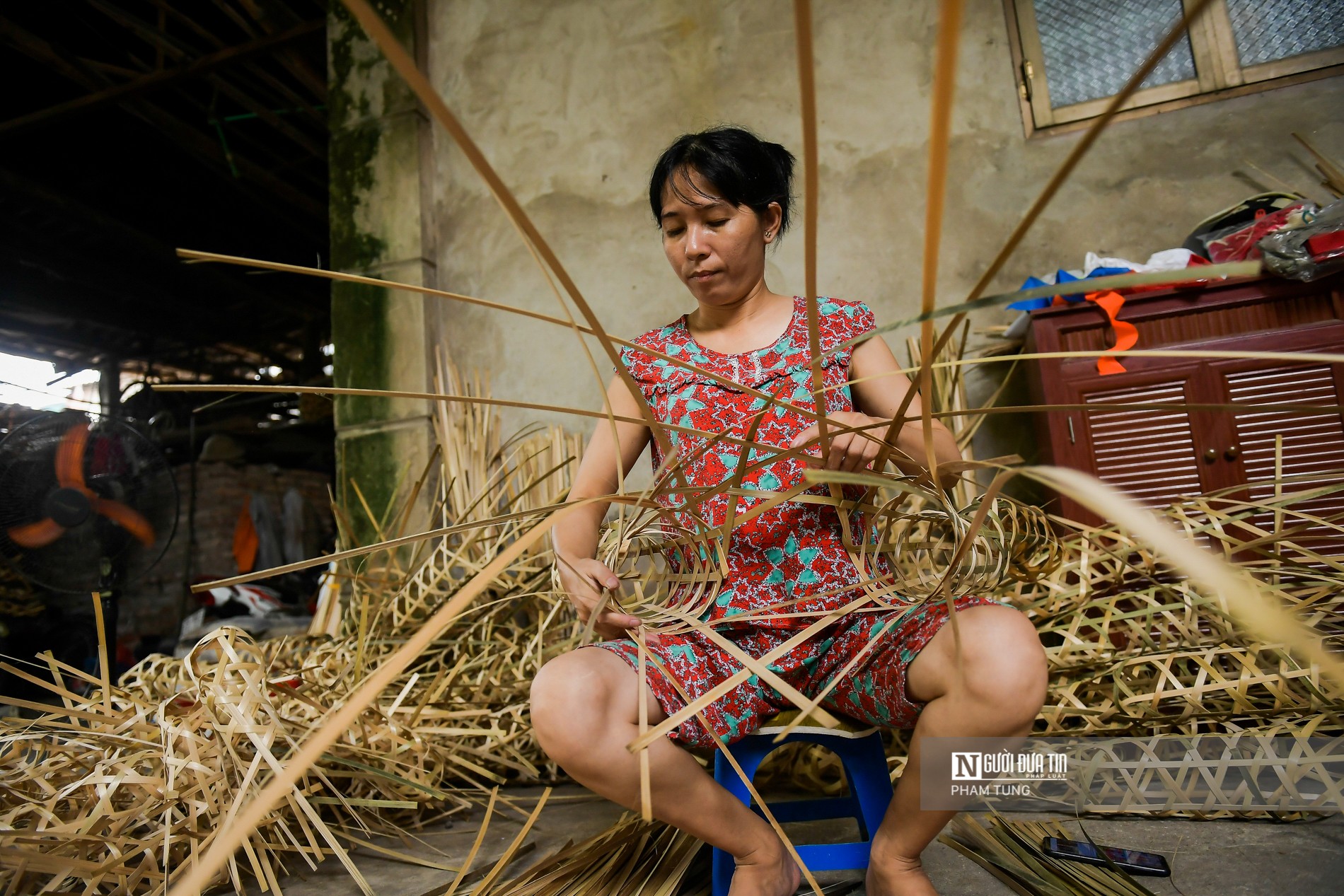 Dân sinh - 'Thủ phủ” vàng mã Hà Nội im ắng đìu hiu  (Hình 10).