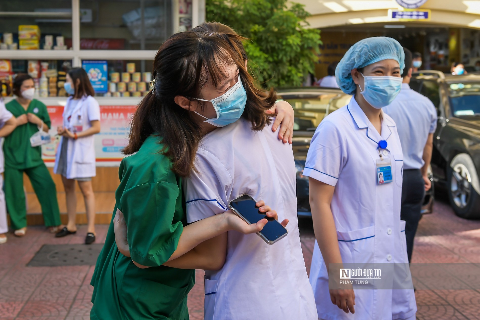 Bĩnh tĩnh sống - 122 thầy thuốc bệnh viện Phụ sản Trung ương vào miền Nam chống dịch (Hình 6).