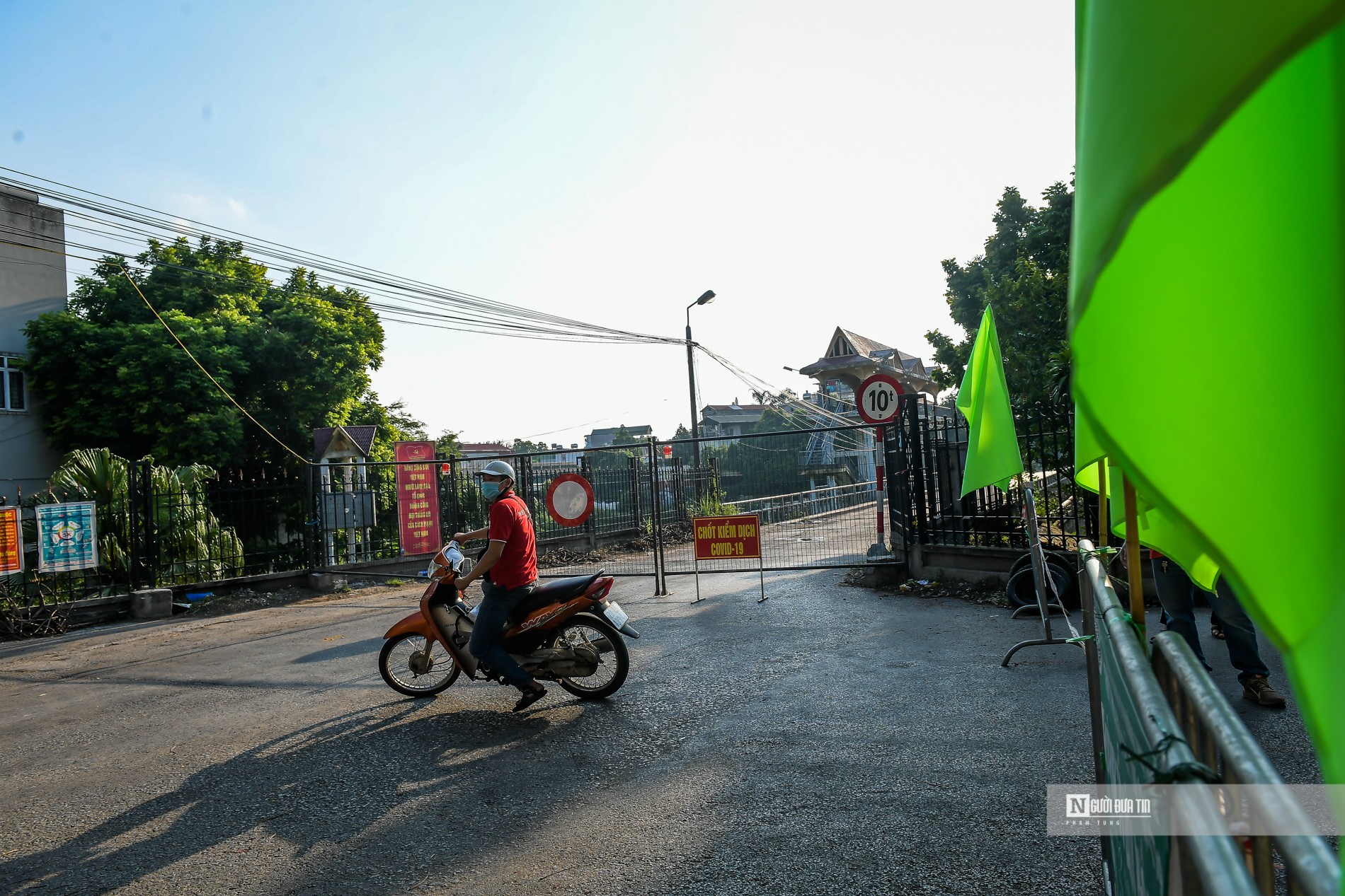 Dân sinh - Hà Nội: 30 'lá chắn thép' kiểm soát vùng đỏ (Hình 10).