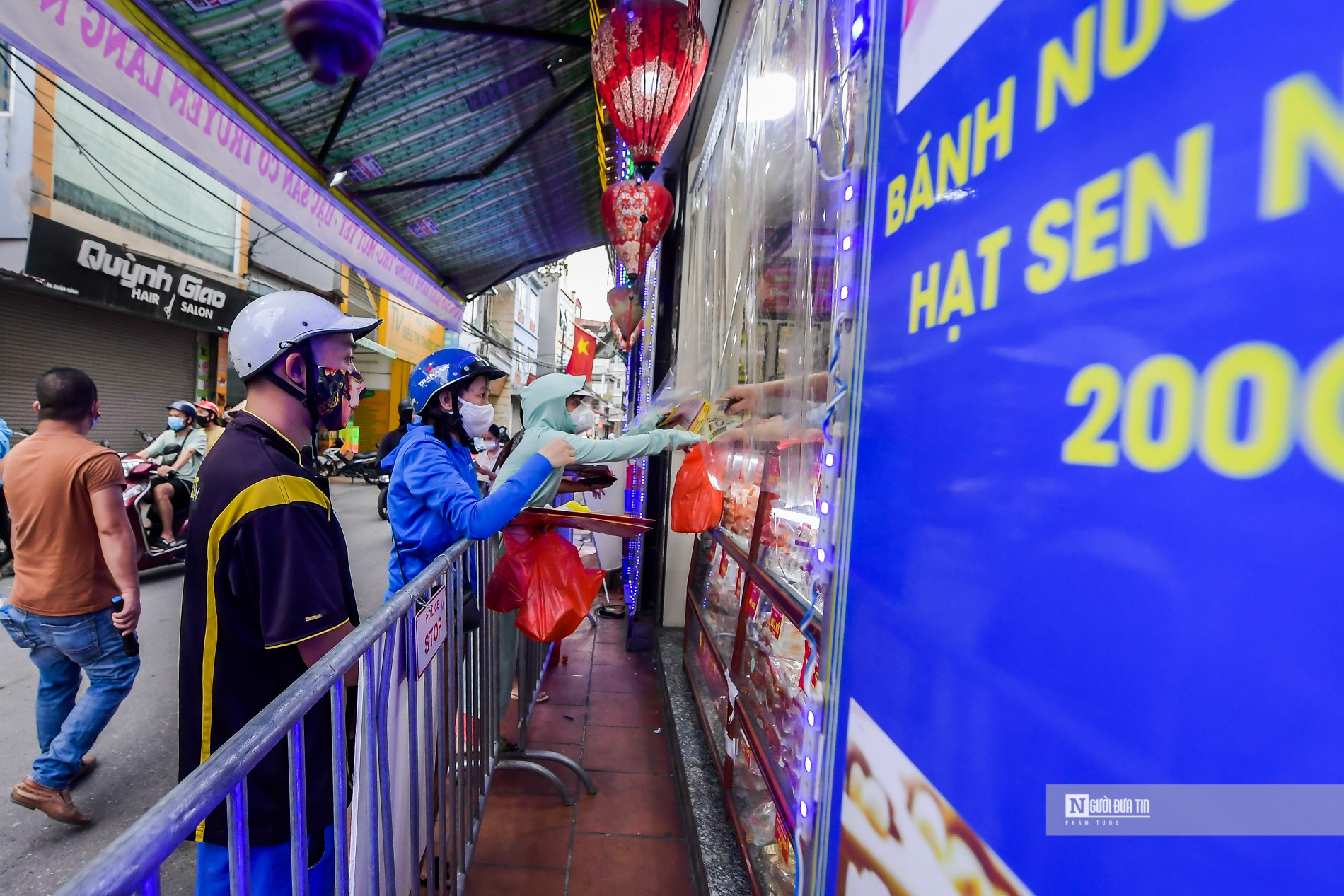 Sự kiện - 'May quá, cứ tưởng là không có Trung thu nữa' (Hình 7).