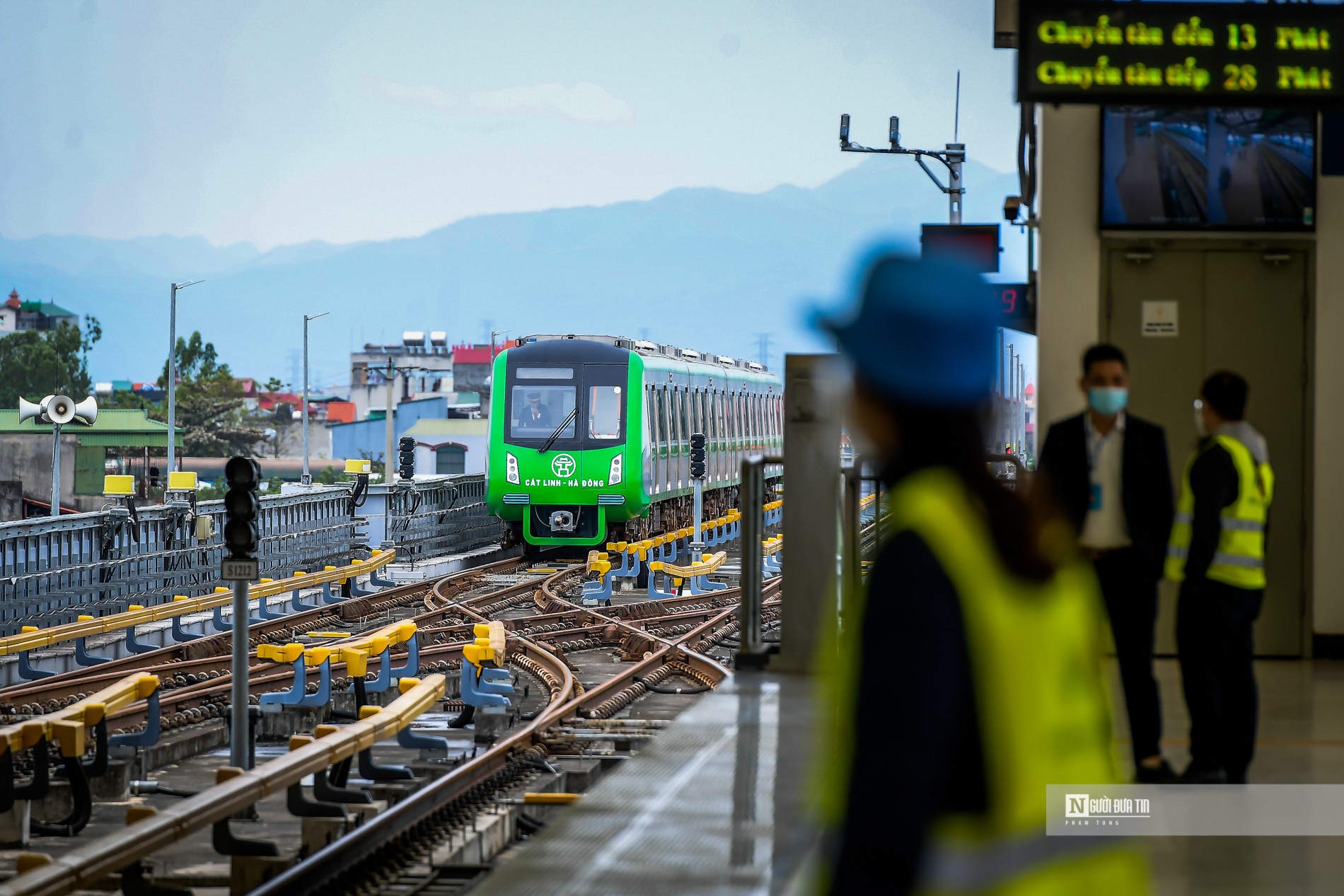 Dân sinh - Tàu Cát Linh - Hà Đông vắng khách sáng đầu tuần