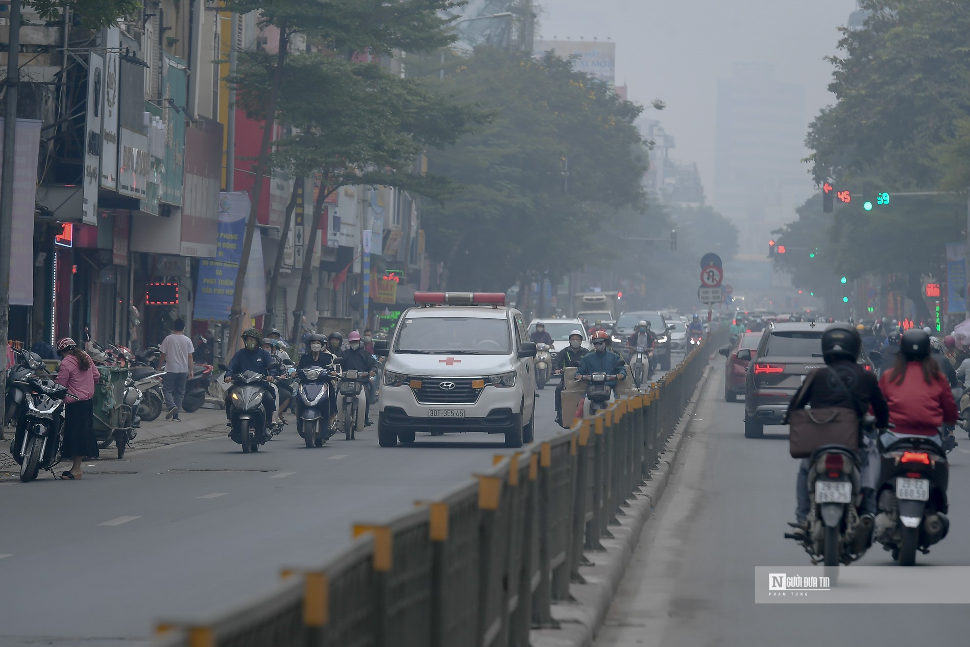 Môi trường - Hà Nội mù mịt do ô nhiễm không khí mức độ cao (Hình 8).