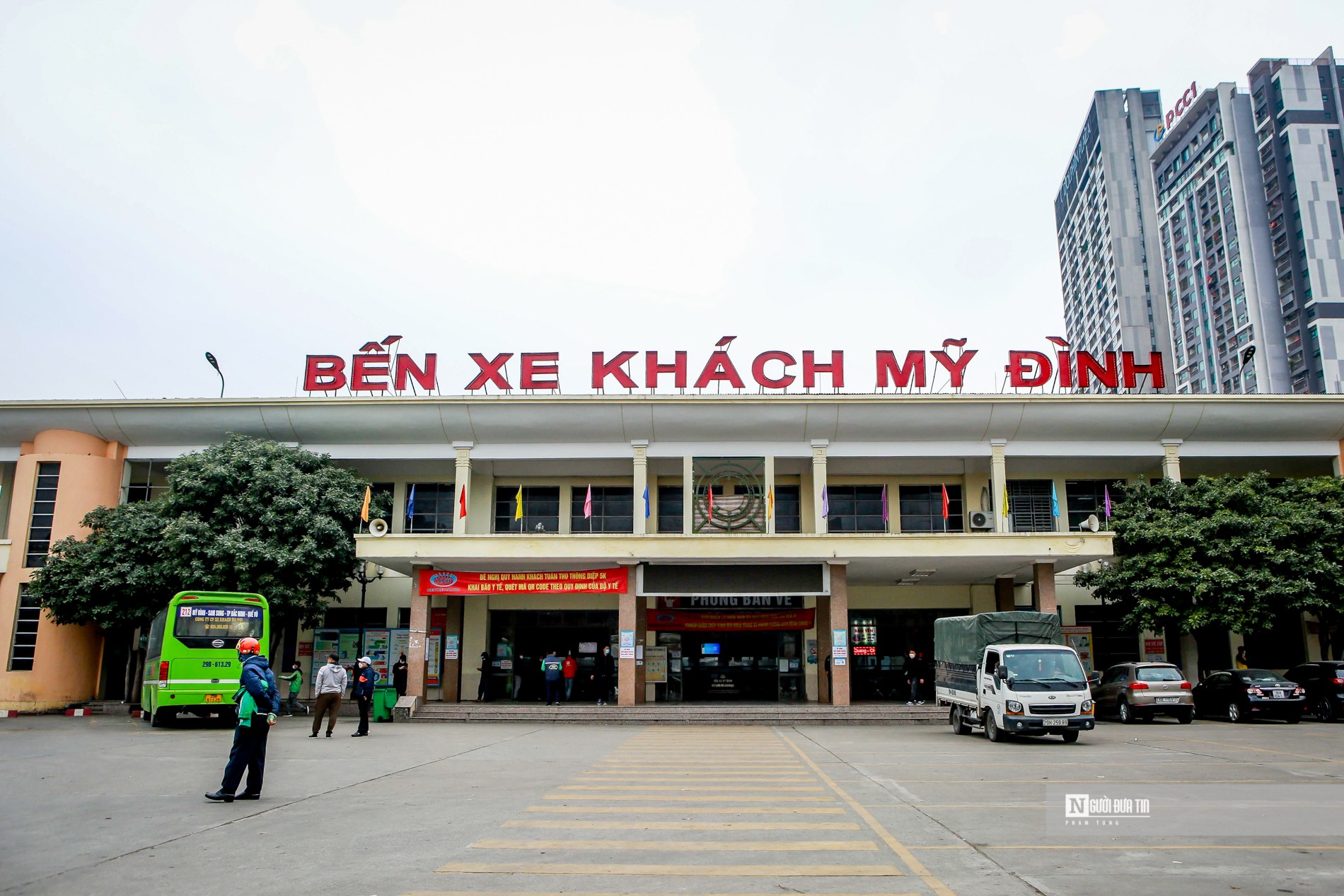 Dân sinh - Hà Nội: Xe khách 'chở gió' về quê (Hình 16).