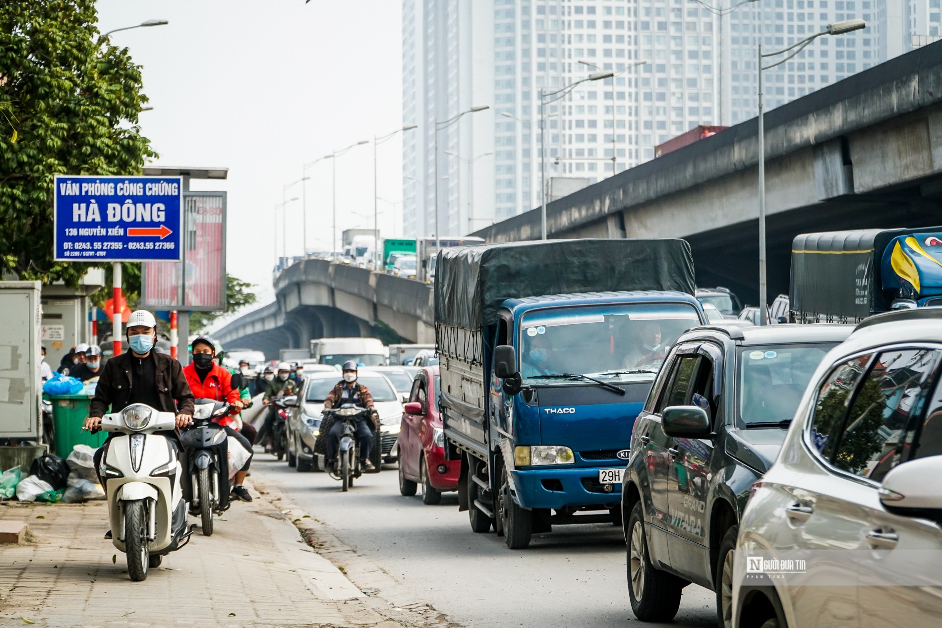 Dân sinh - Giao thông Thủ đô ùn tắc ngày cận Tết 2022 (Hình 8).