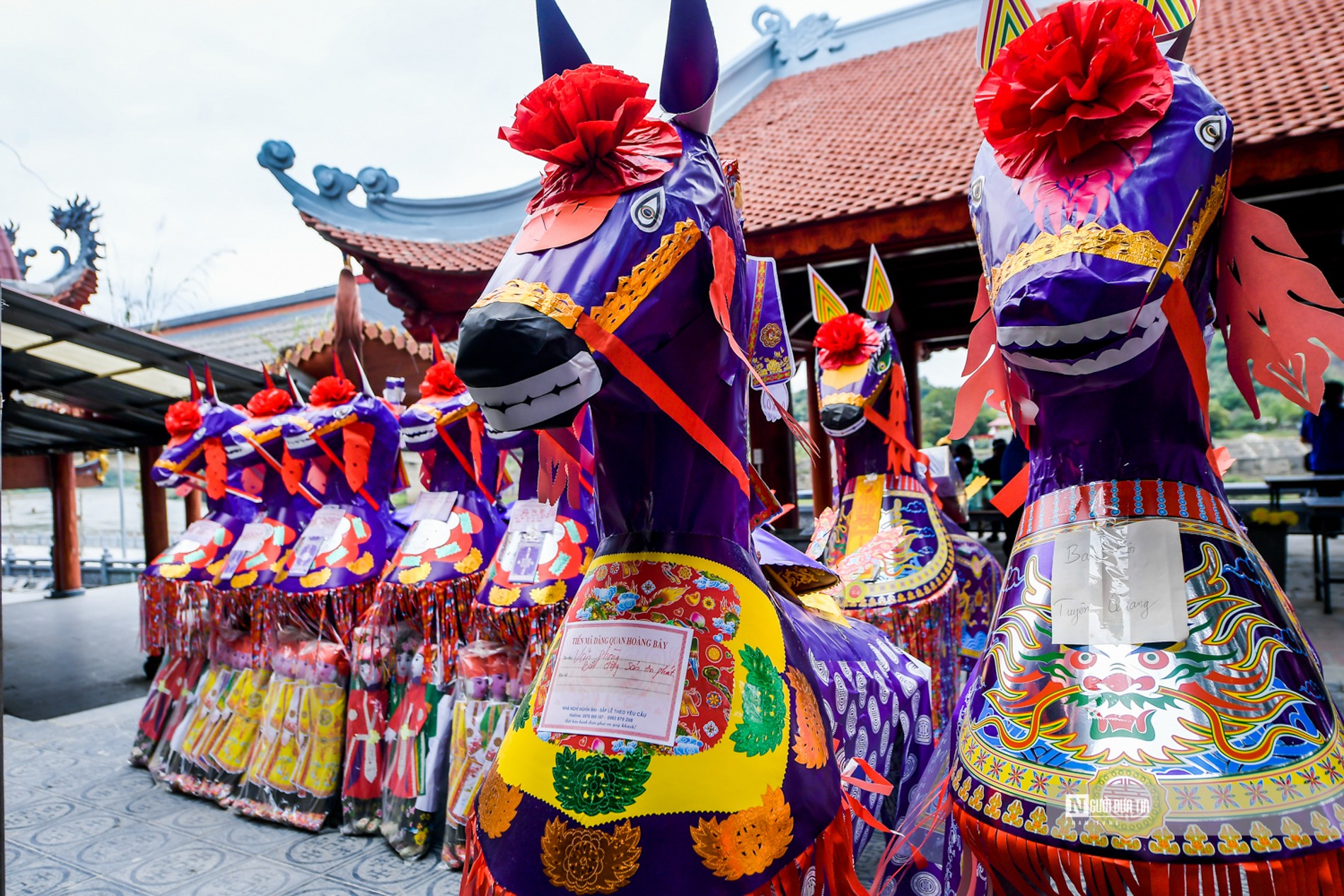 Dân sinh - Hàng nghìn du khách dâng lễ đền Bảo Hà rằm tháng Giêng (Hình 12).