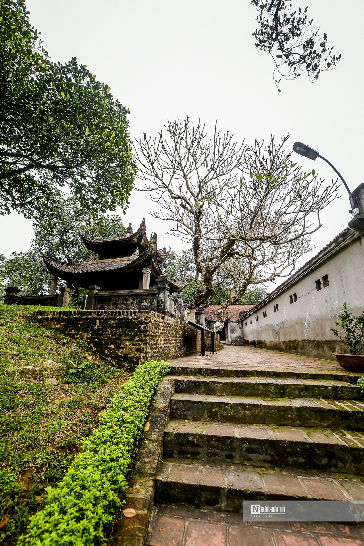 Văn hoá - Hà Nội: Ngắm nhìn ngôi đền cổ kính giữa thành Cổ Loa (Hình 10).