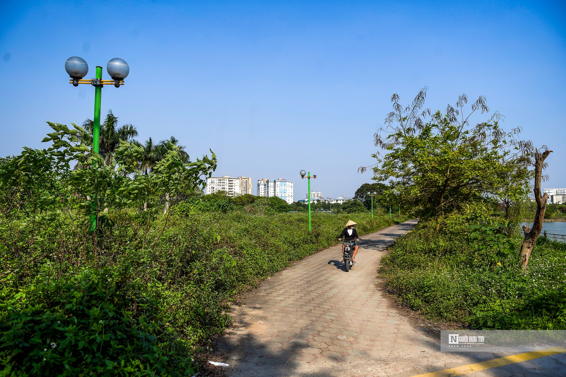 Dân sinh - Hà Nội:  Bên trong công viên 70 tỷ bỏ hoang, xuống cấp nghiêm trọng (Hình 4).