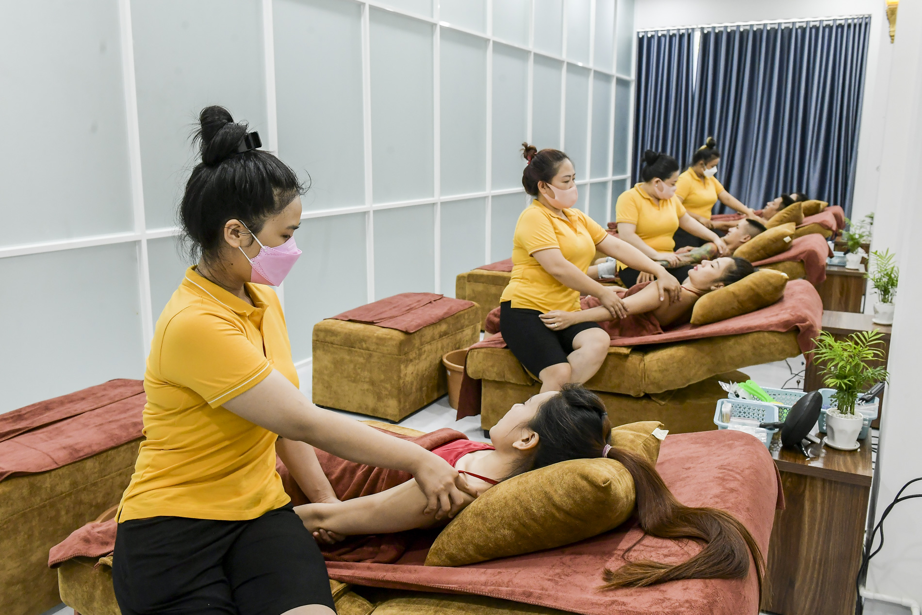 Sức khỏe - Bà rịa Vũng Tàu: Dịch vụ massage, gội đầu dưỡng sinh hút khách sau Covid-19 (Hình 5).