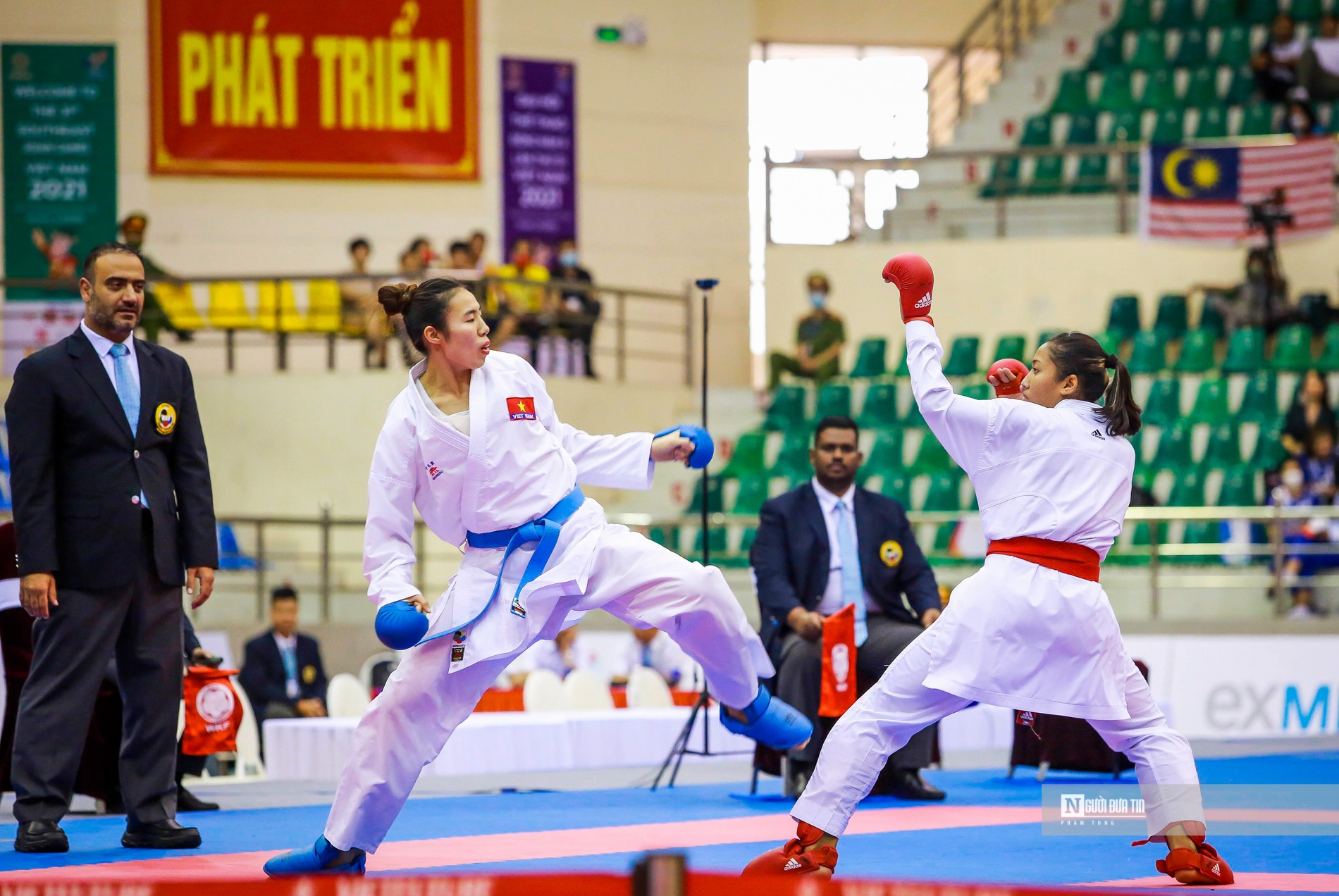 Thể thao - Việt Nam giành thêm HCV Karate ngày thi đấu cuối