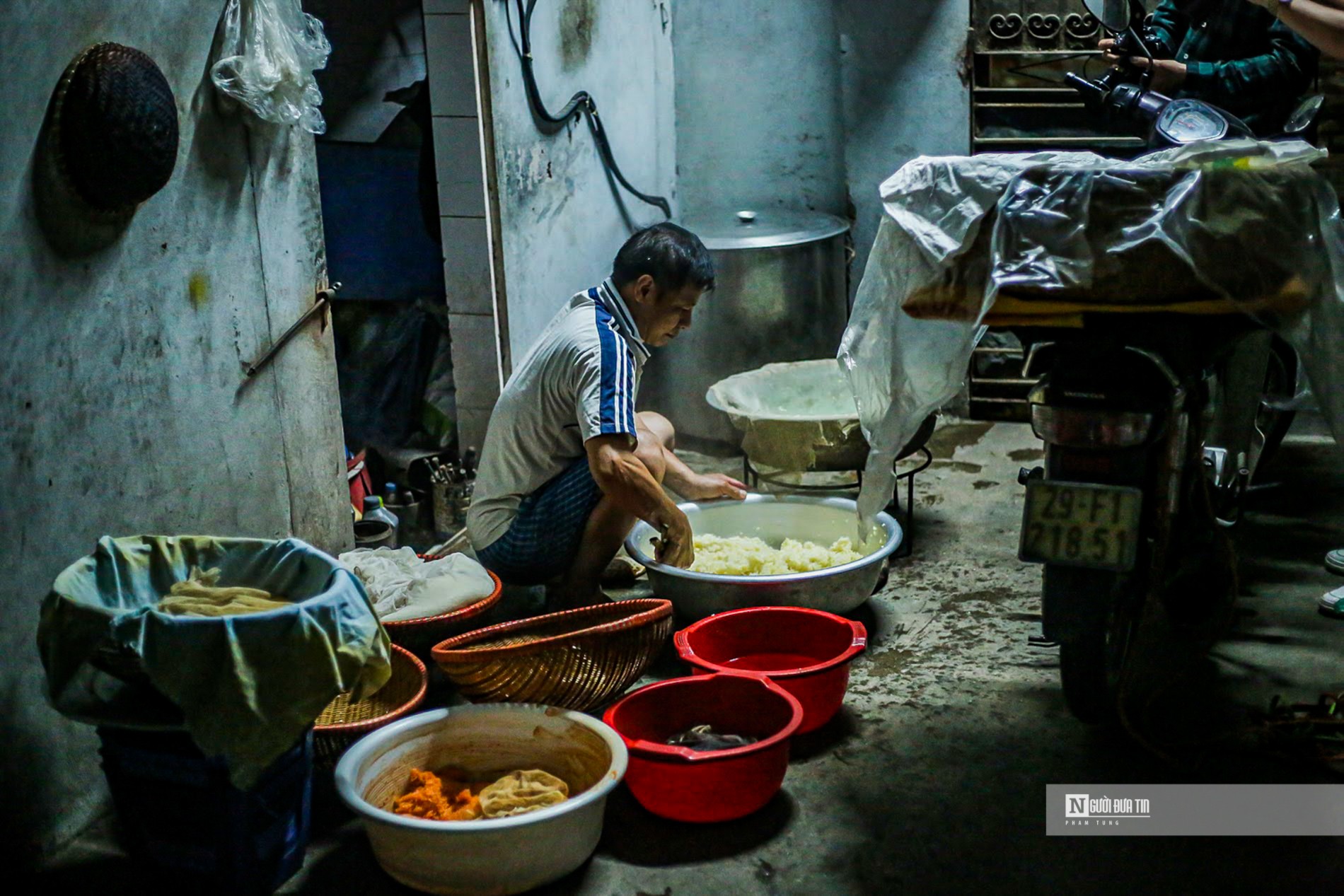 Dân sinh - Làng xôi Phú Thượng tất bật phục vụ Tết Đoan ngọ (Hình 4).