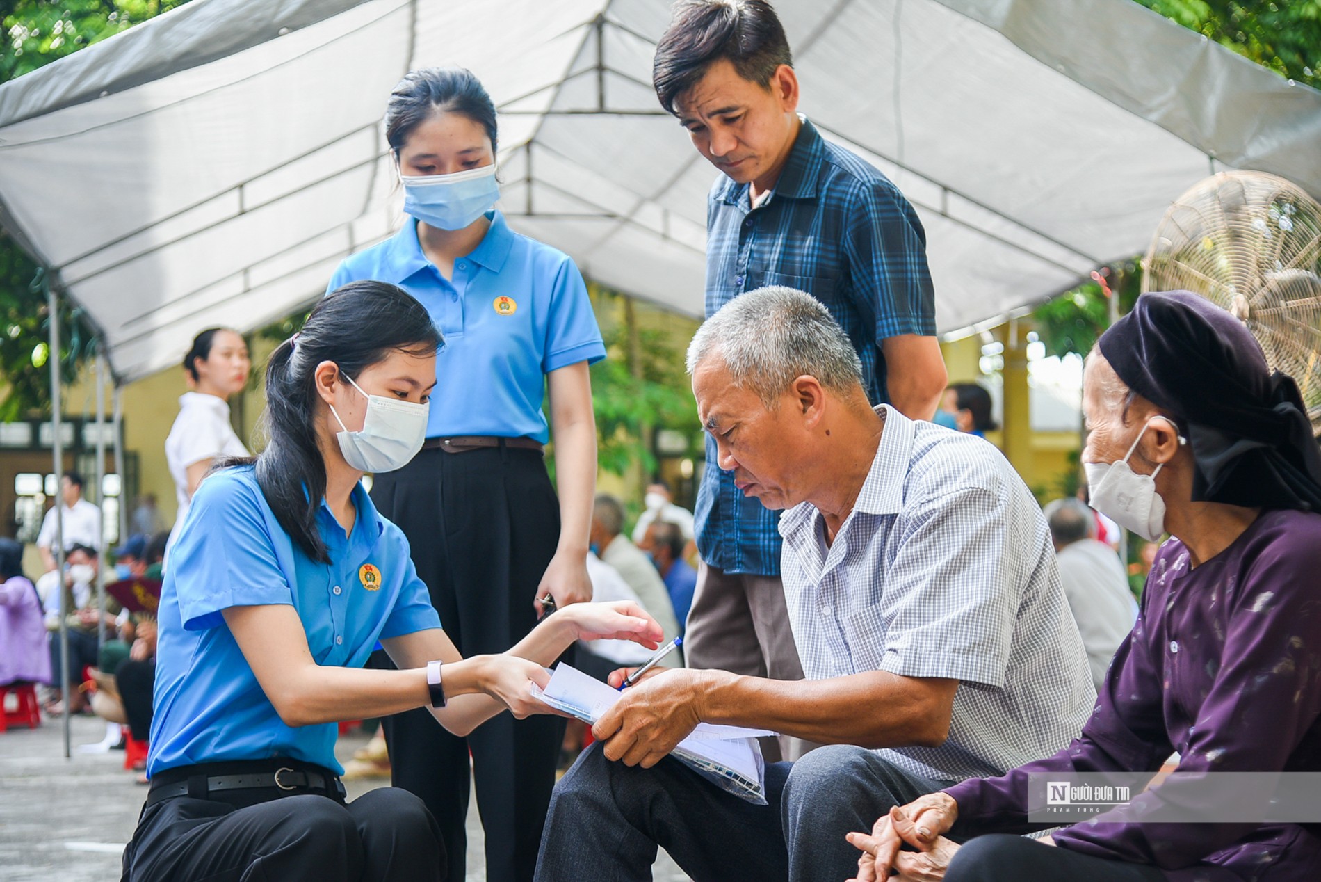 Sự kiện - Hà Nội: Khám bệnh, phát thuốc cho 600 người dân có hoàn cảnh khó khăn (Hình 6).