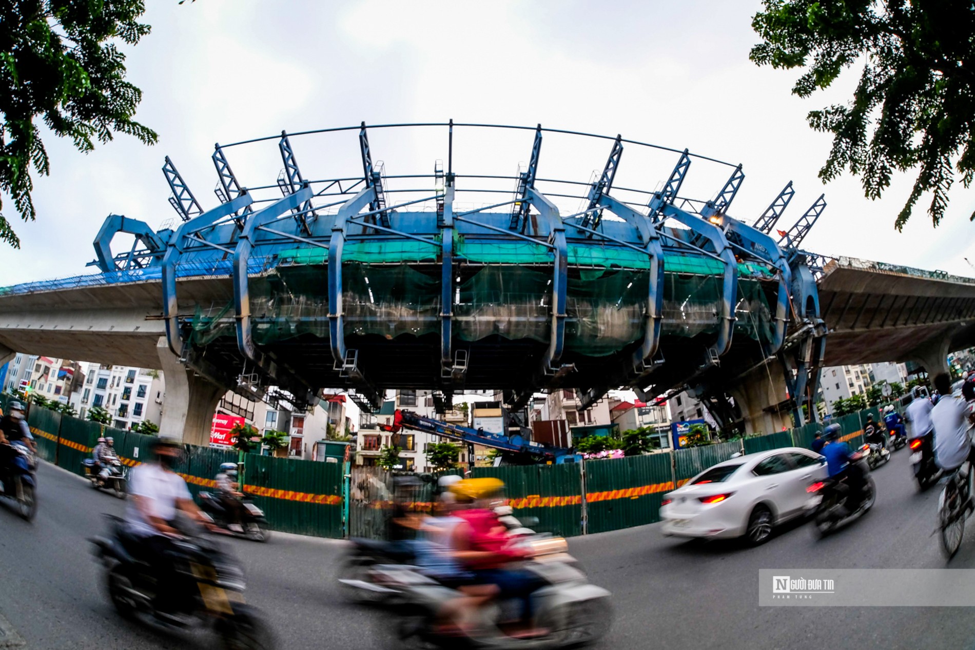 Dân sinh - Hà Nội: Diện mạo đường Vành đai 2 trước ngày hợp long nhịp cuối (Hình 5).