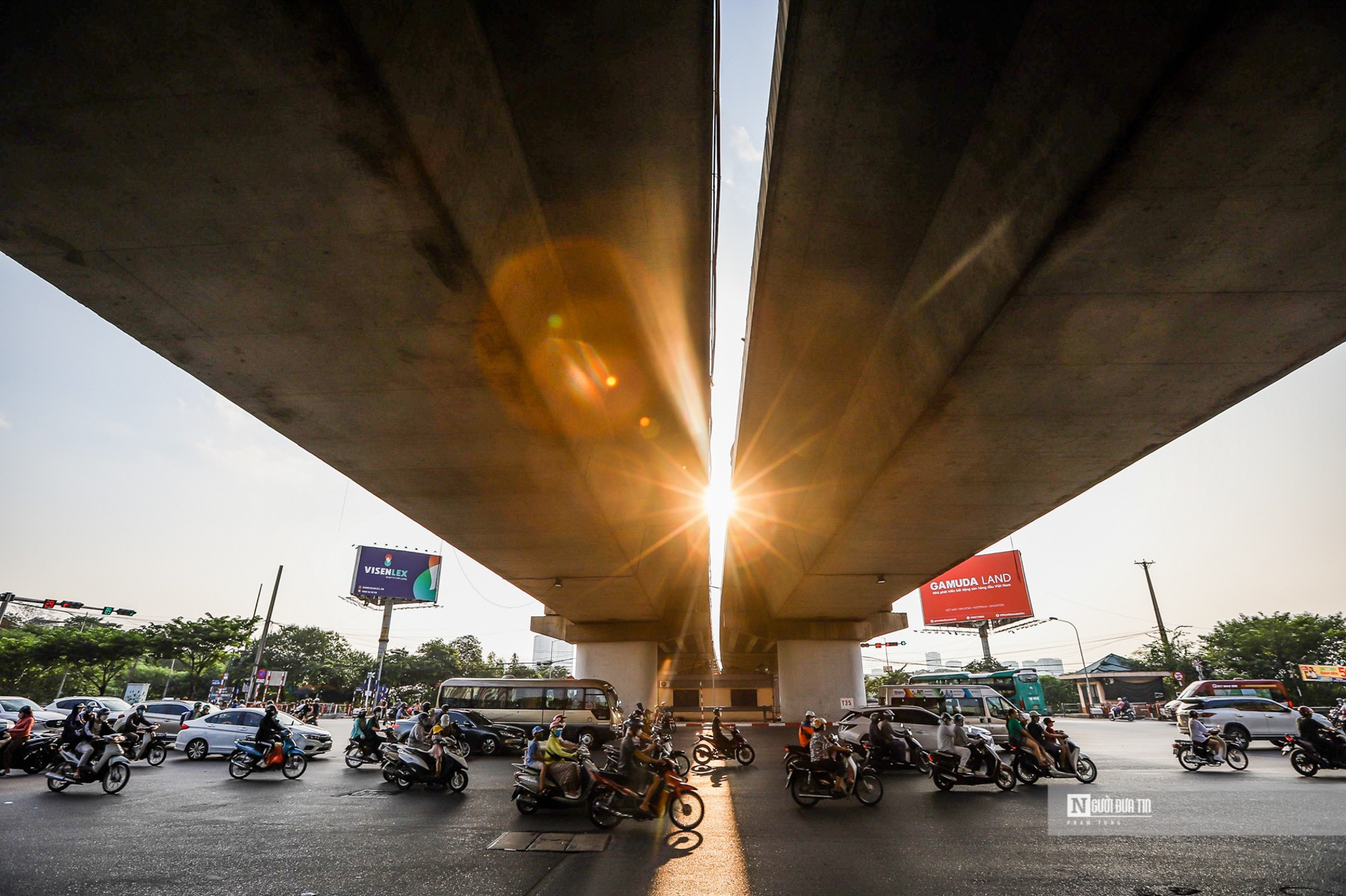 Dân sinh - Người dân trở lại thành phố sớm, cửa ngõ Thủ đô ùn tắc kéo dài (Hình 10).