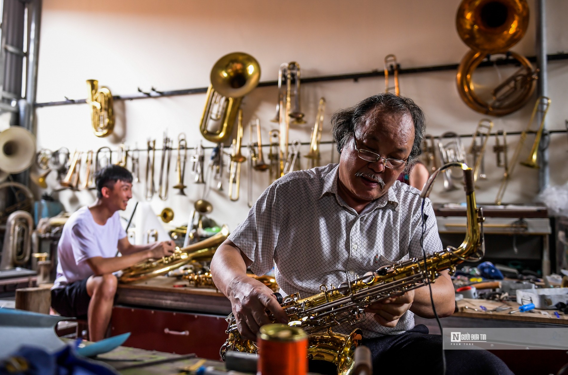 Văn hoá - Nghệ nhân dành nửa đời người với kèn Tây: “Đam mê là sẽ bất chấp' (Hình 12).