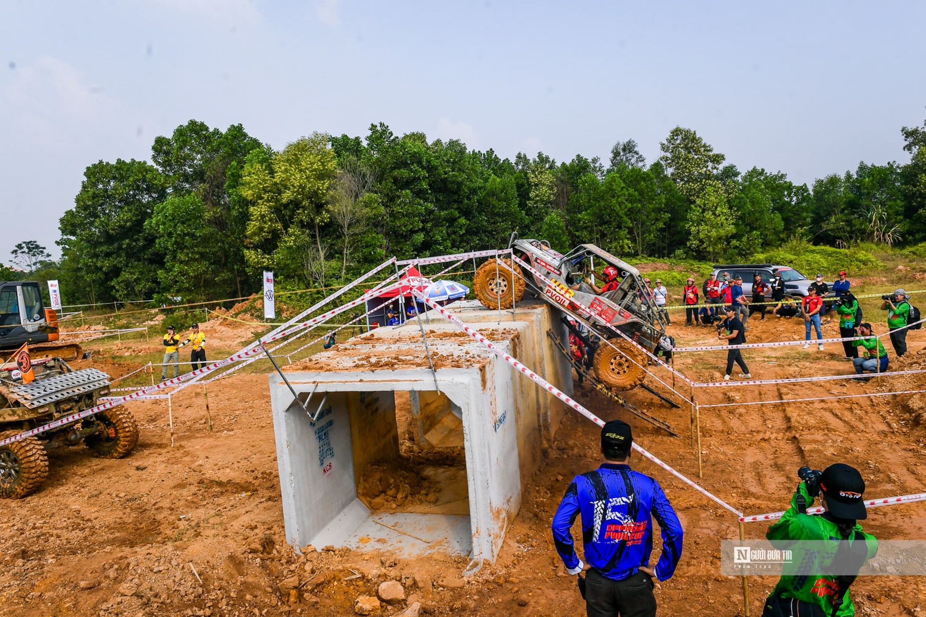 Sự kiện - Tường bê tông “vật ngửa” hàng loạt tay đua nặng ký tại VOC 2022 (Hình 5).