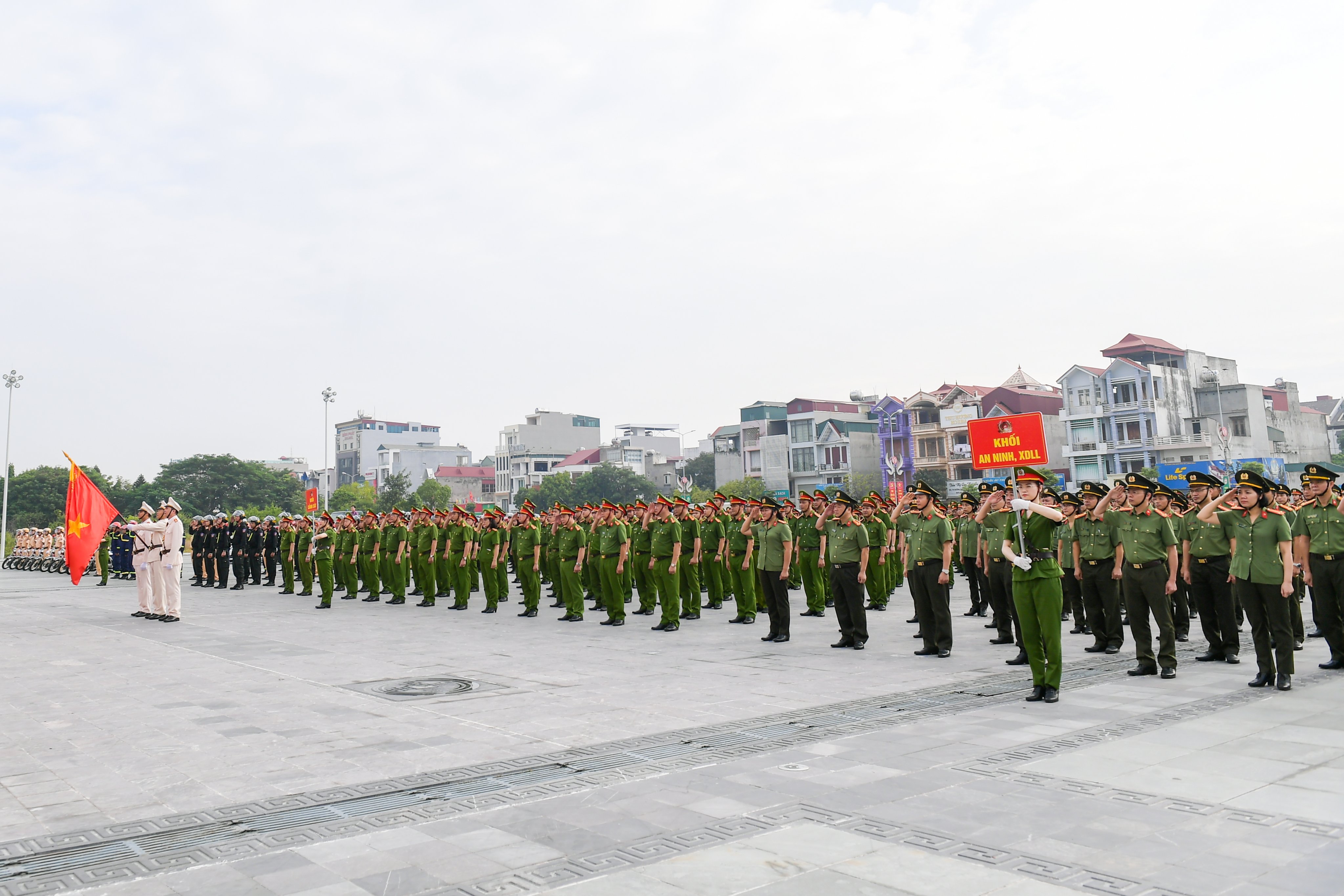 An ninh - Hình sự - Công an Hải Dương ra quân đảm bảo ANTT Tết Quý Mão 2023 (Hình 2).