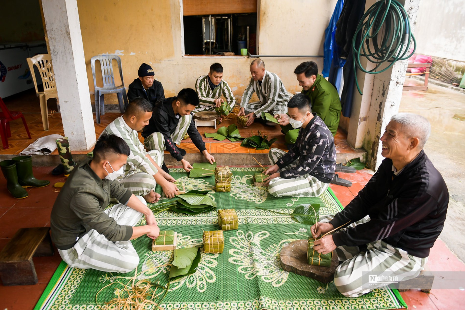 Sự kiện - Đón Tết... trong trại giam