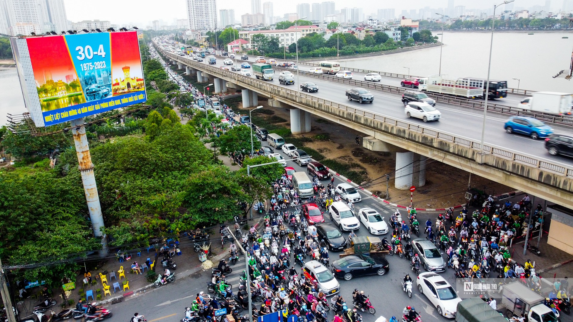 Dân sinh - Cửa ngõ Thủ đô ùn tắc dài dịp nghỉ lễ 30/4 - 1/5 (Hình 3).