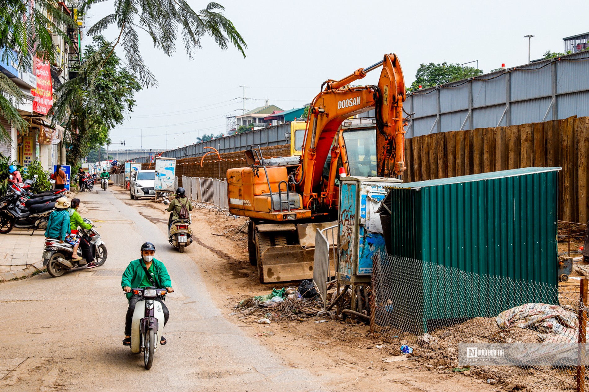 Dân sinh - Hà Nội: Hạ cốt đê mở rộng đường Âu Cơ - Nghi Tàm