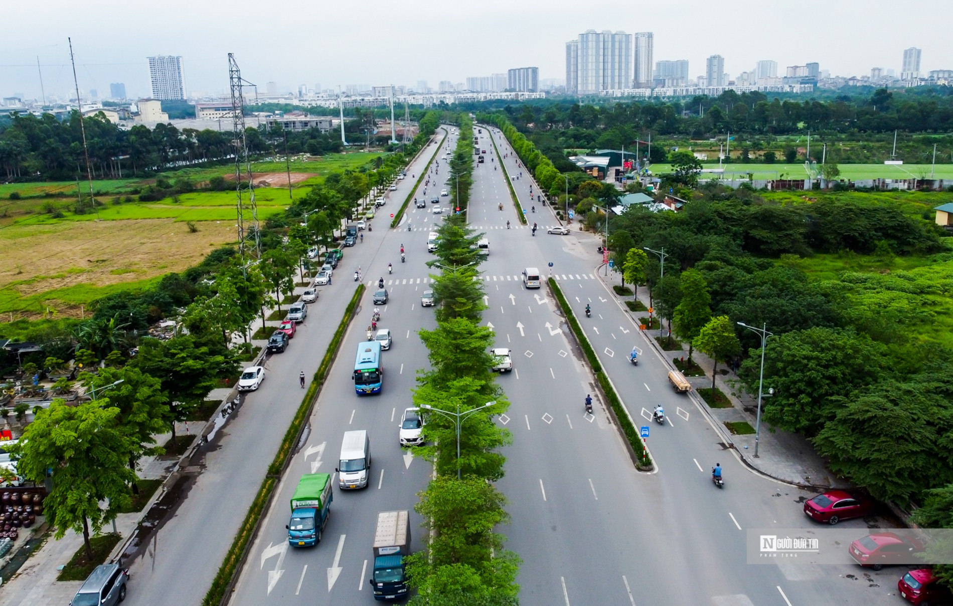 Dân sinh - Hà Nội: Đại lộ hàng nghìn tỷ nhếch nhác sau khi đưa vào sử dụng (Hình 2).