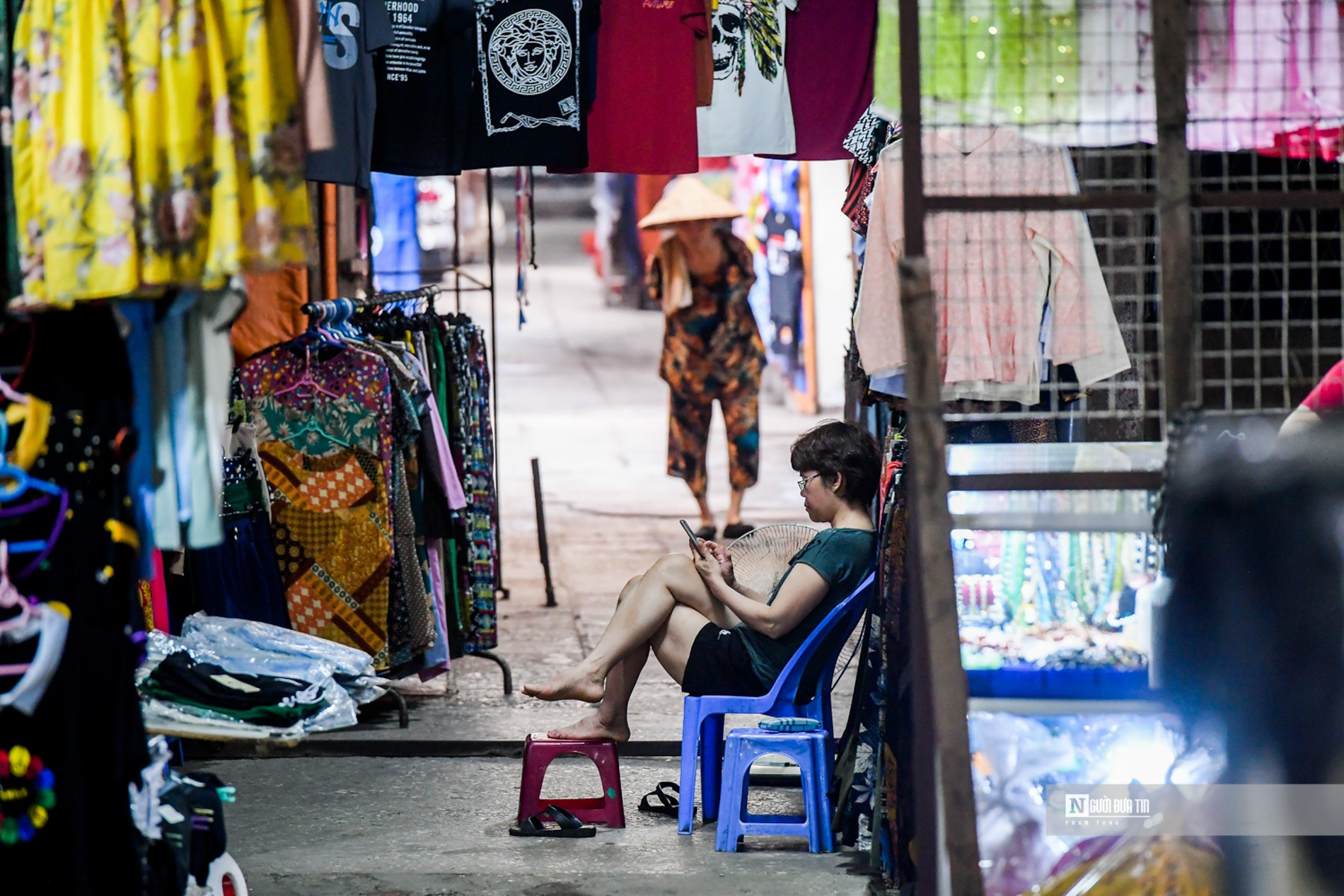 Dân sinh - Hà Nội: Nhếch nhác khu chợ Ngã Tư Sở, mất an toàn PCCC (Hình 15).