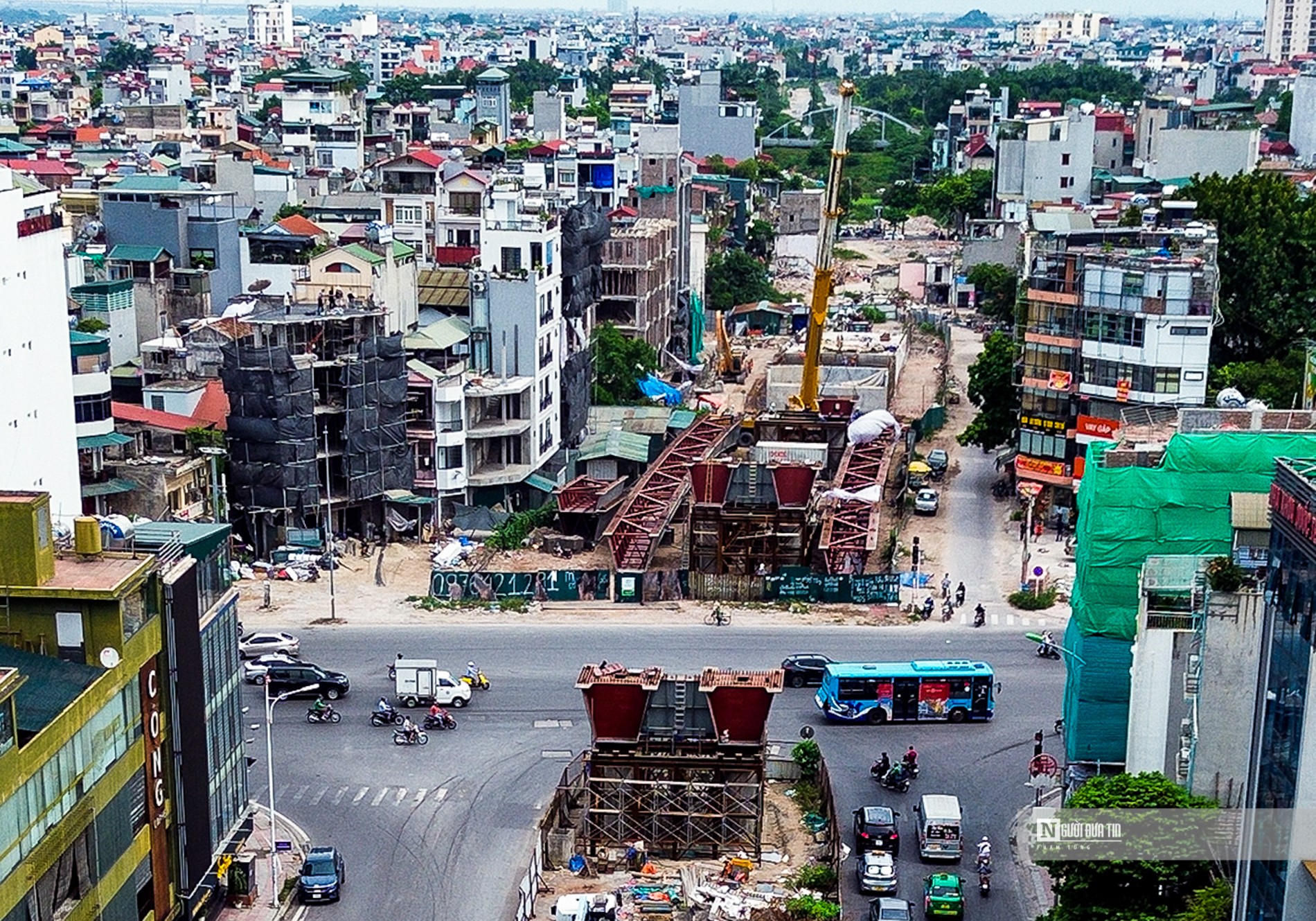 Dân sinh - Cầu vượt nghìn tỷ ở Hà Nội thi công trở lại sau nhiều năm “ngủ đông” (Hình 2).