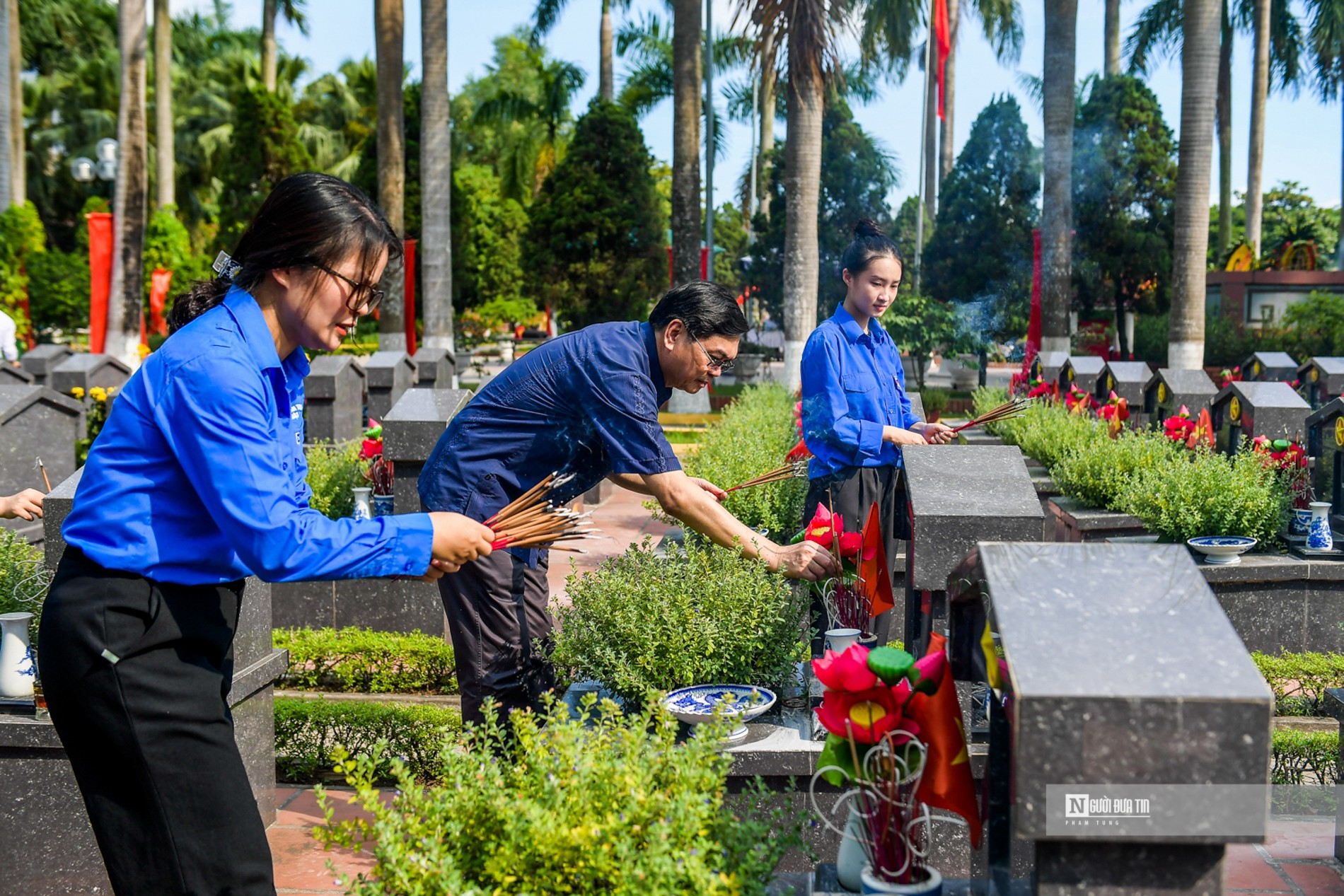 Tiêu điểm - Hội Luật gia Việt Nam tri ân các anh hùng, liệt sĩ nhân dịp 27/7 (Hình 4).