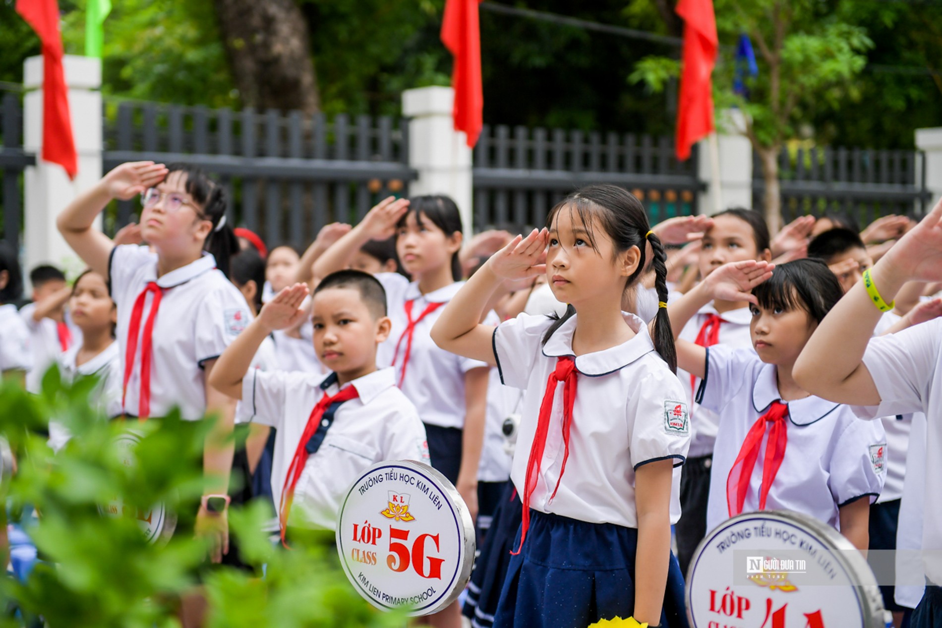 Giáo dục - Cô trò rạng rỡ đón khai giảng trong ngôi trường mới (Hình 2).