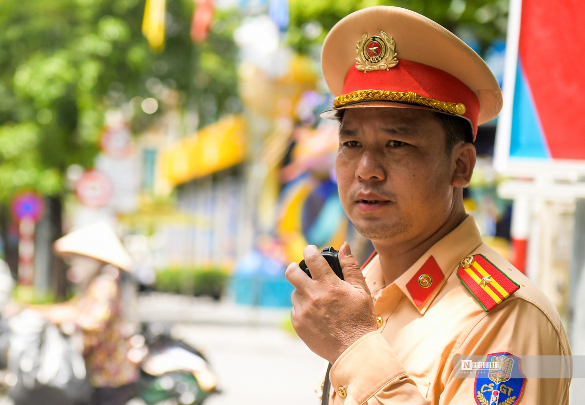 Dân sinh - Hà Nội: Xử phạt nhiều học sinh, sinh viên không đội mũ bảo hiểm (Hình 6).