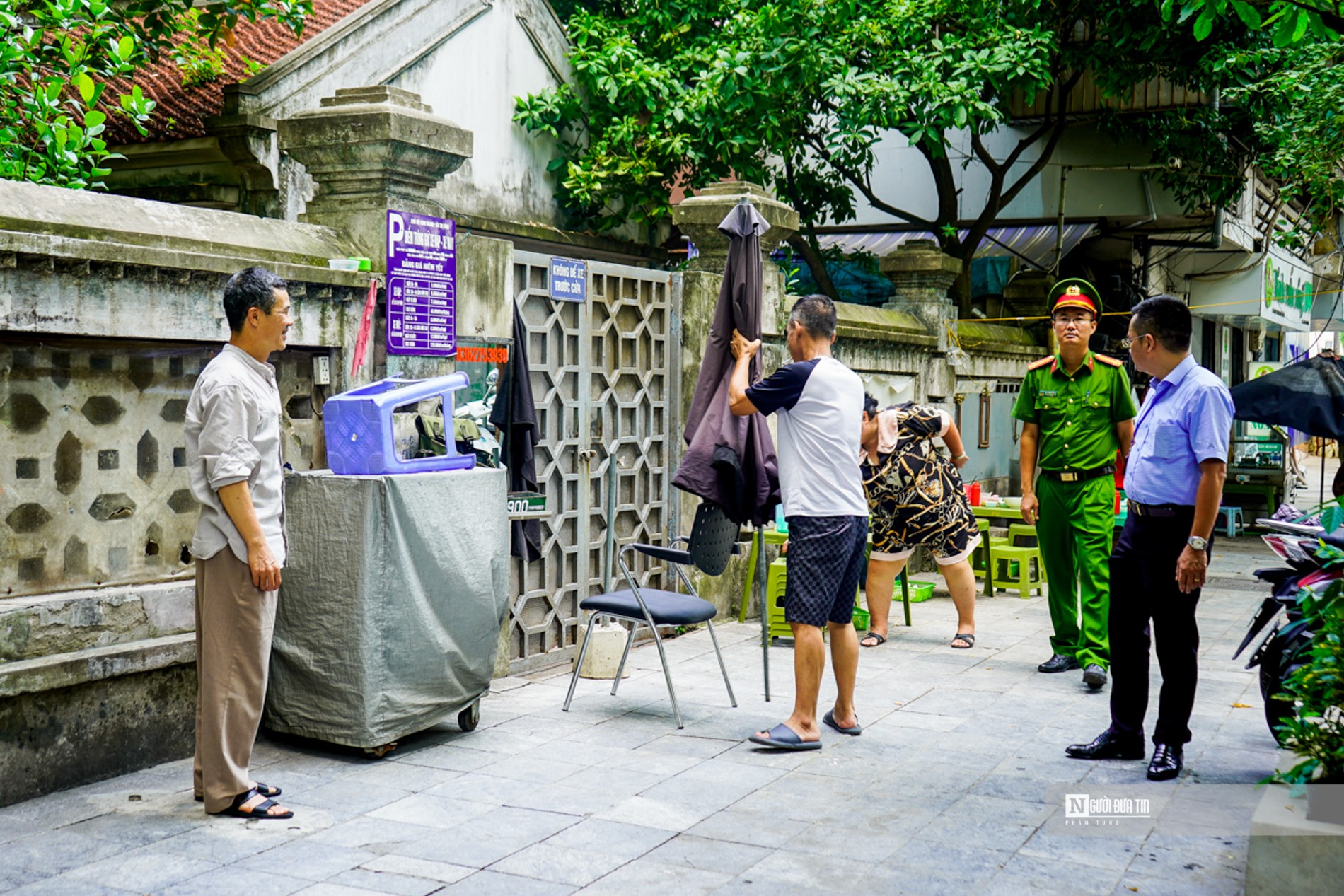 Dân sinh - Hà Nội: Ra quân cao điểm đảm bảo trật tự đô thị chào mừng ngày 10/10 (Hình 9).