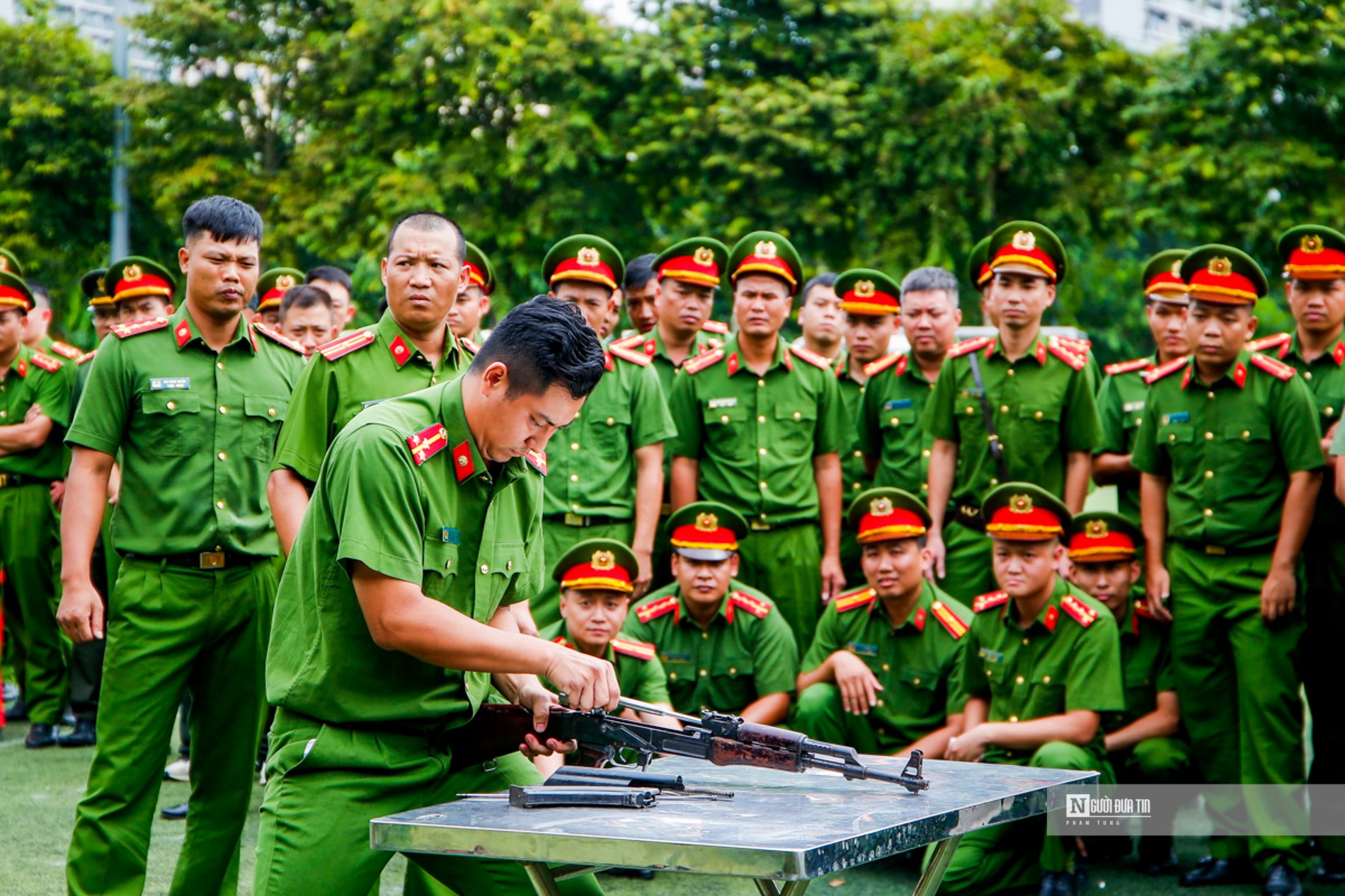 An ninh - Hình sự - Gần 500 chiến sĩ thi tài võ thuật, quân sự, điều lệnh Công an Nhân dân (Hình 5).