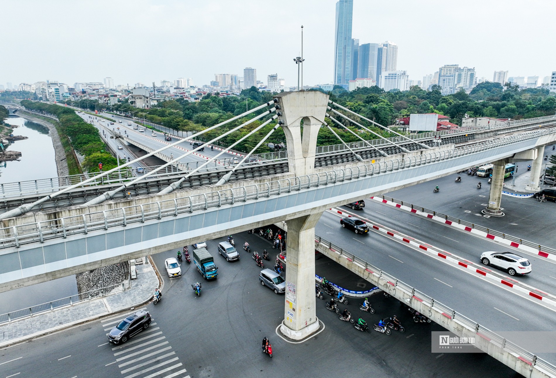 Dân sinh - Hiện trạng đoạn đường 3,44km được đề xuất làm với kinh phí 8.500 tỷ (Hình 5).